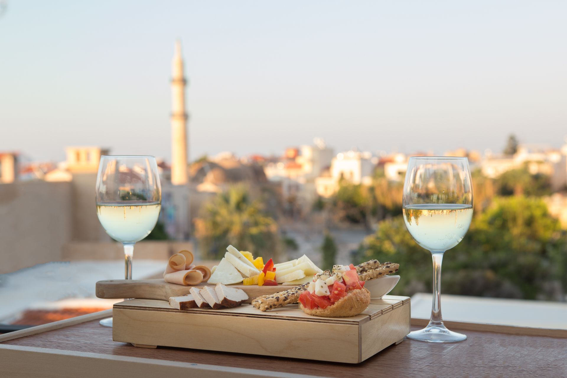 Cressa Suites – Adults Only