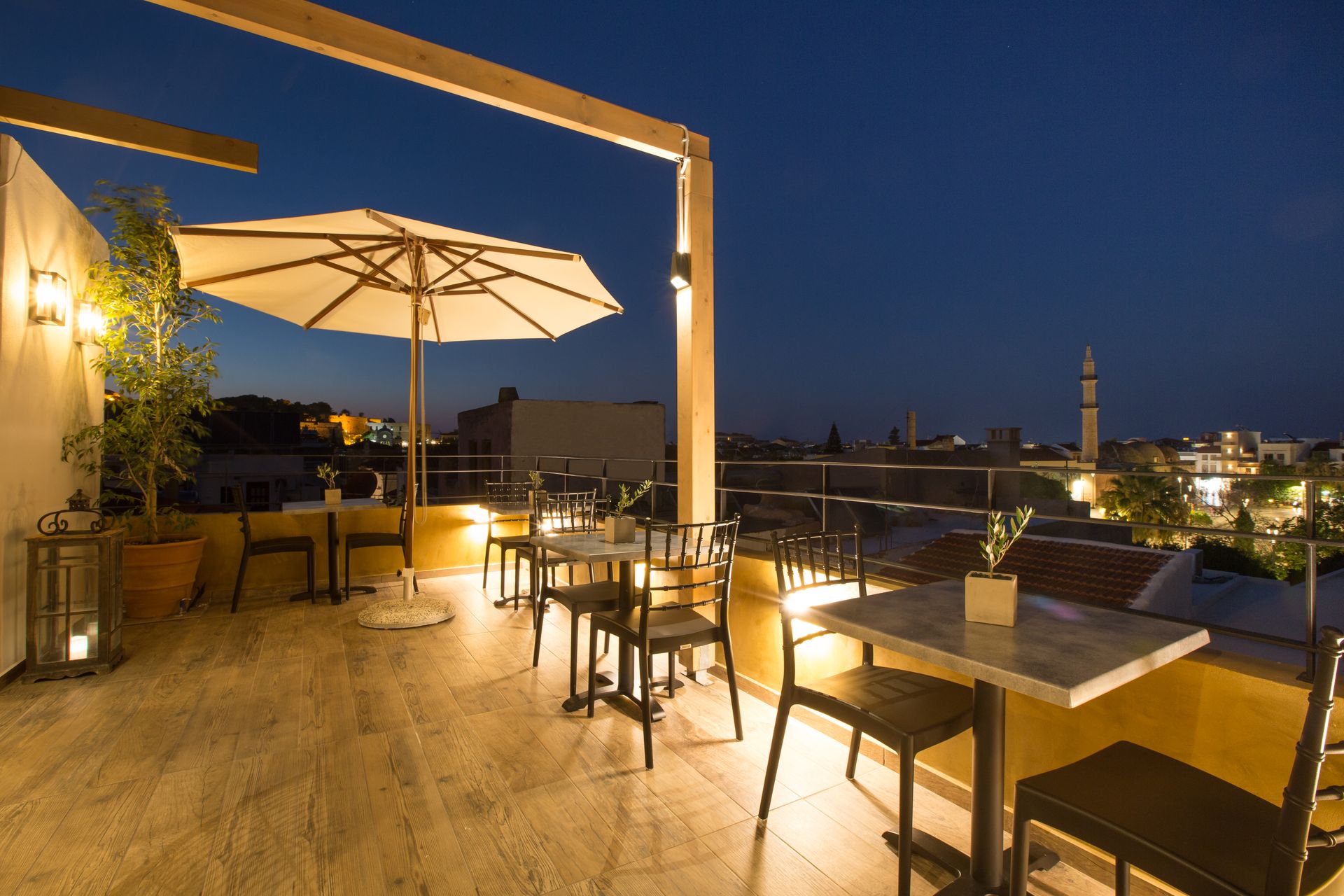 Cressa Suites – Adults Only