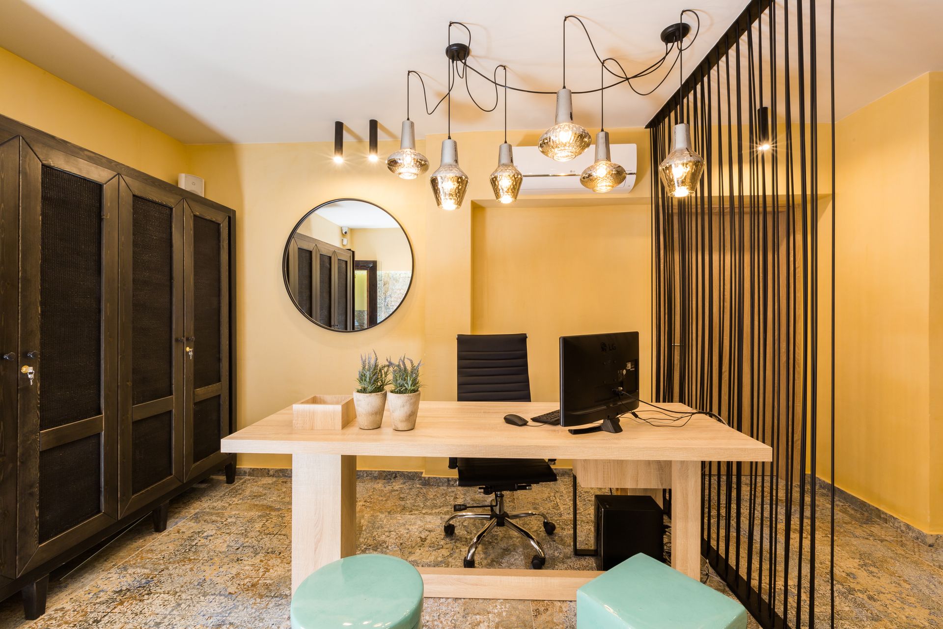 Cressa Suites – Adults Only