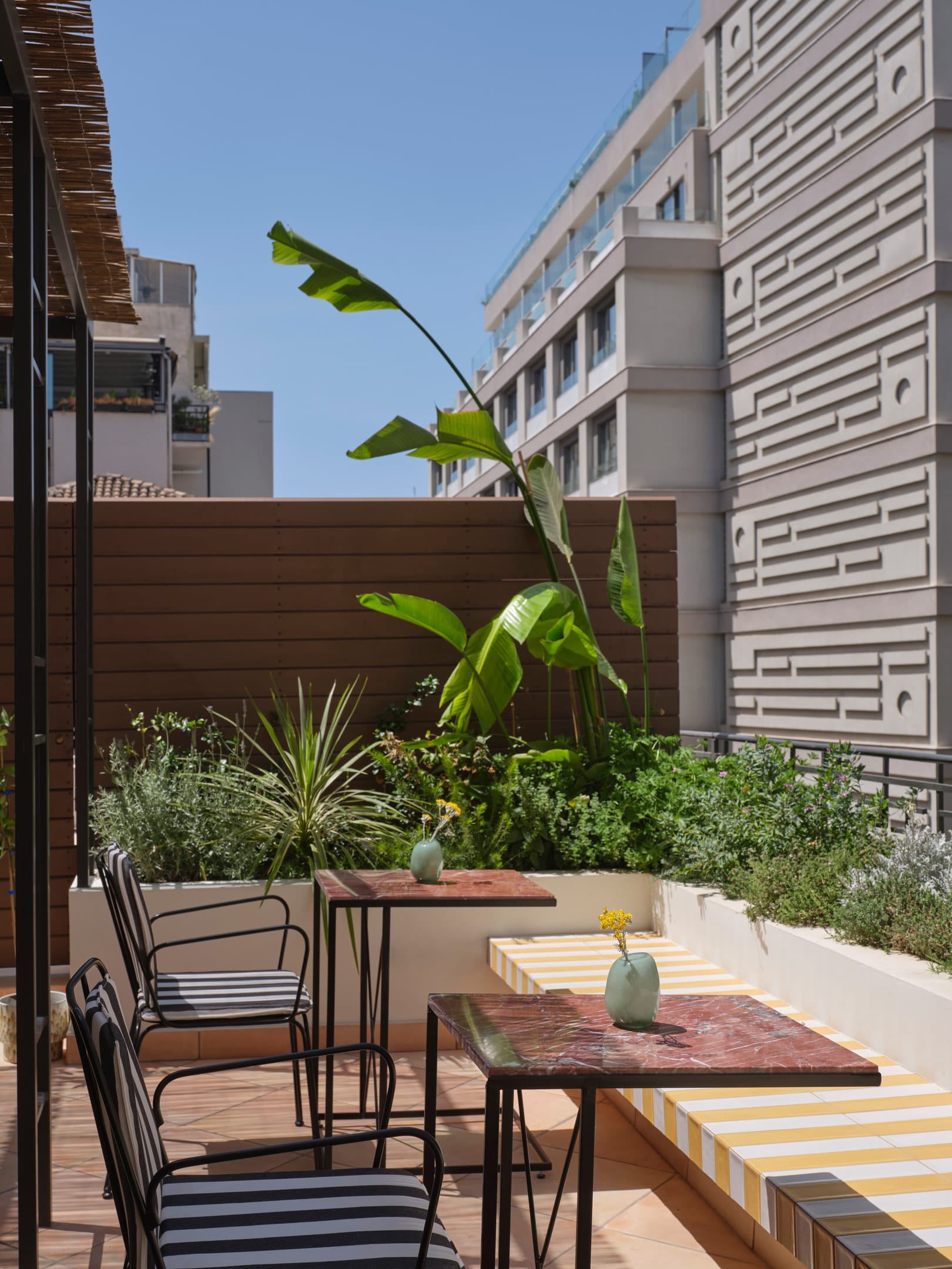 Astikon House