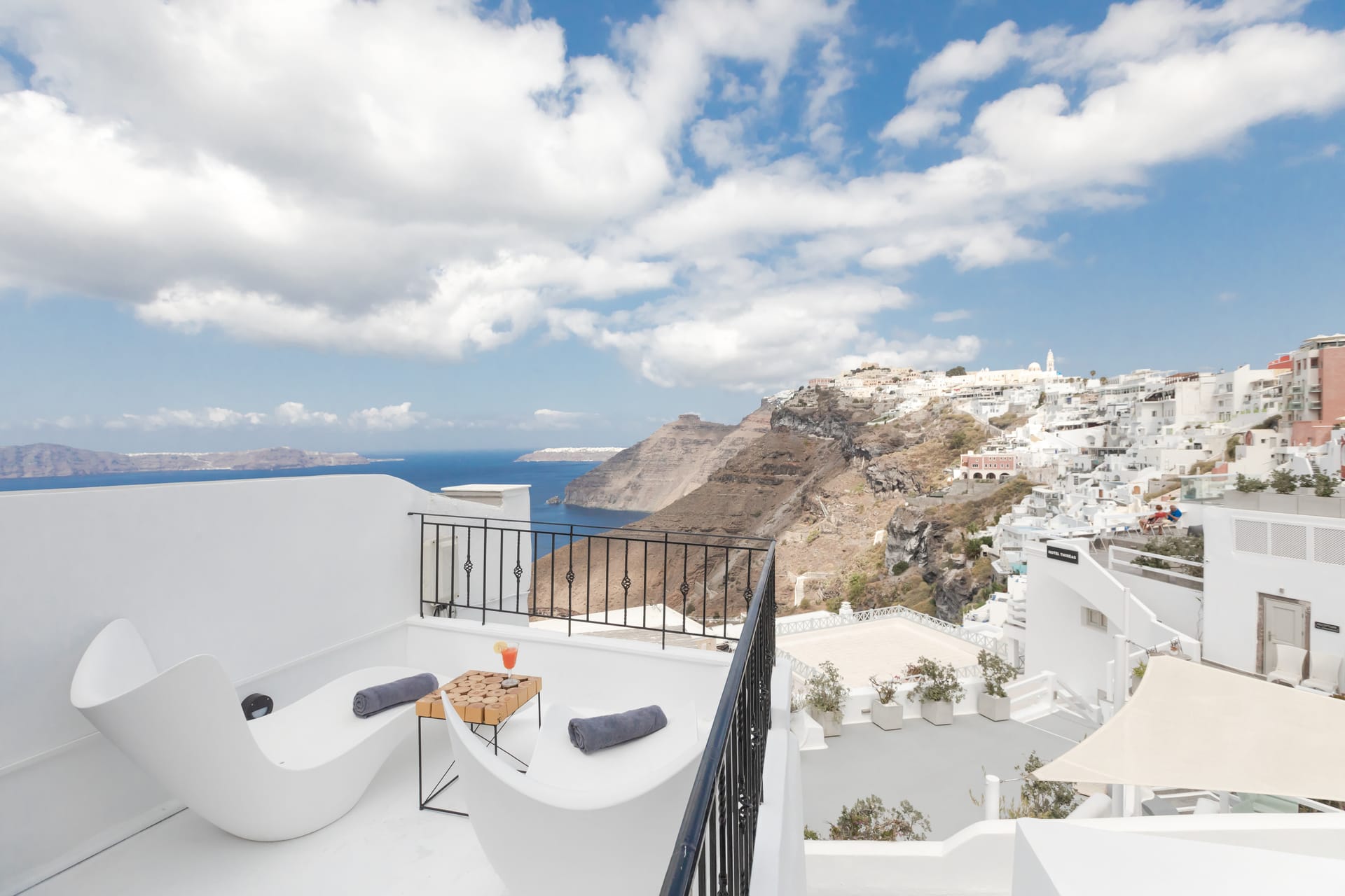 Doukas Caldera Suites Fira