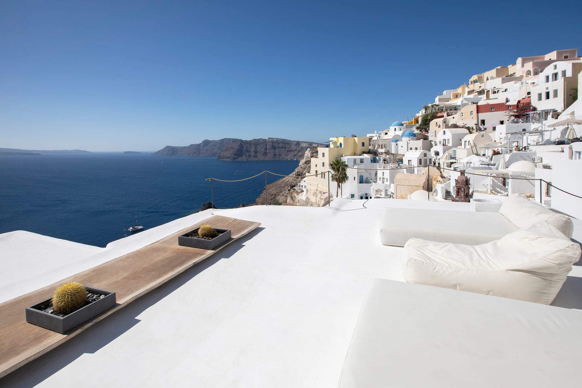 Ducato di Oia Santorini