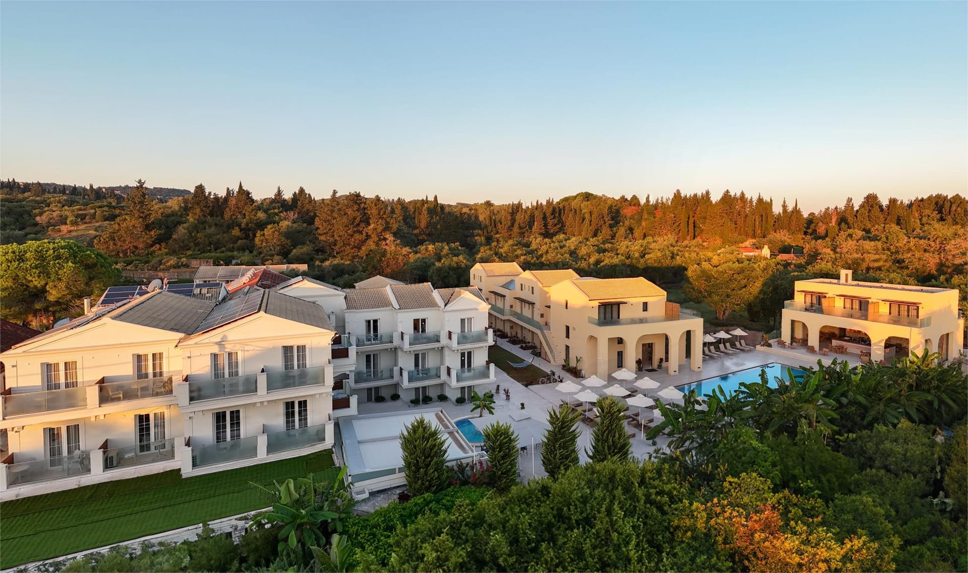 Ekati Mare Boutique Resort