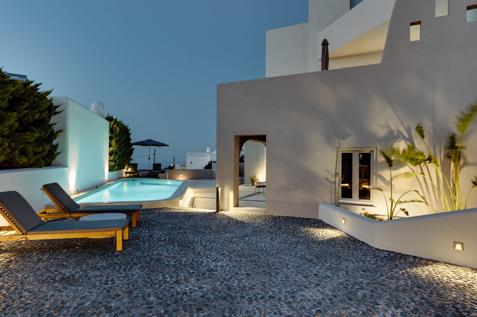 Elements Cozy Suites