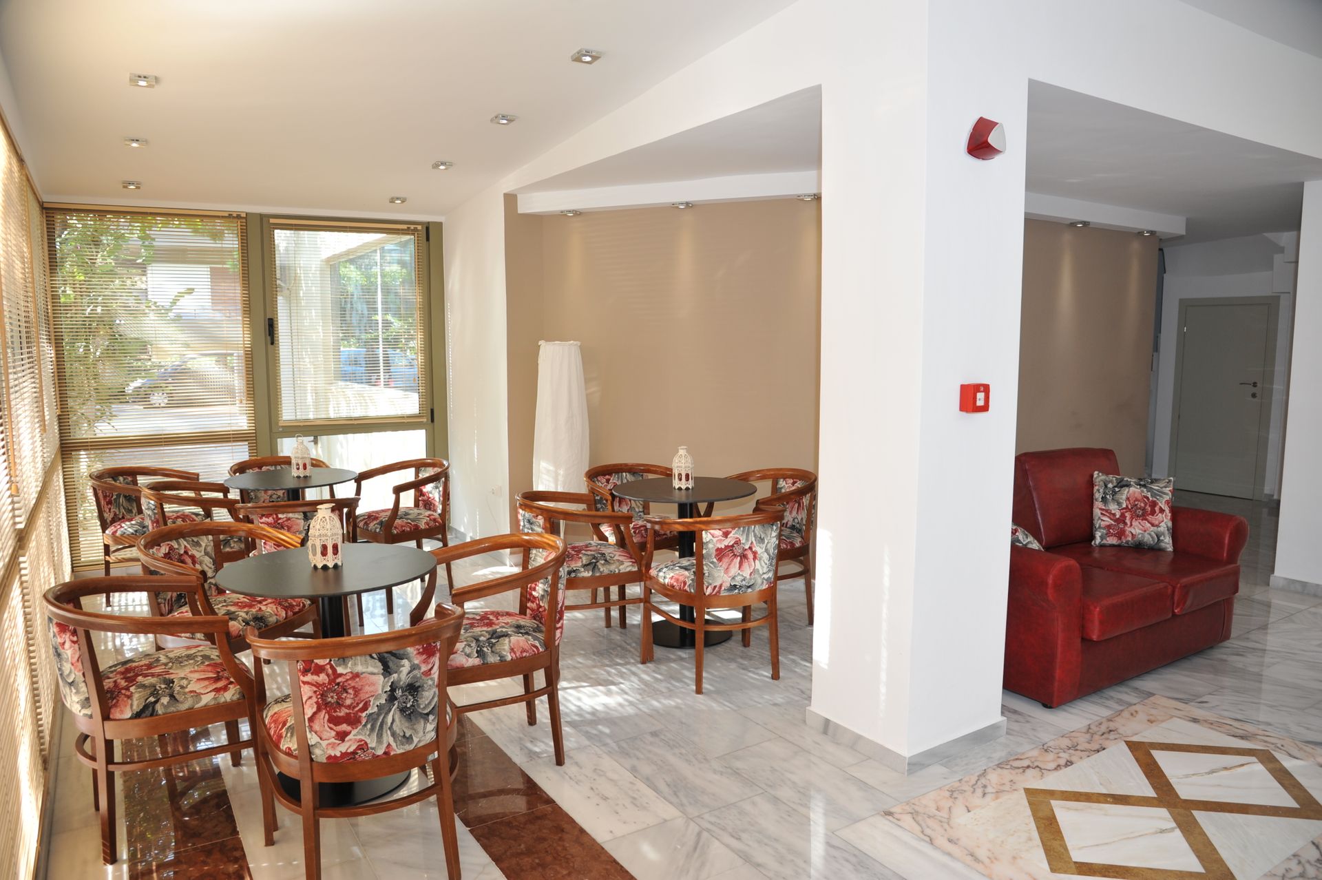 Elements Rooms & Apartments