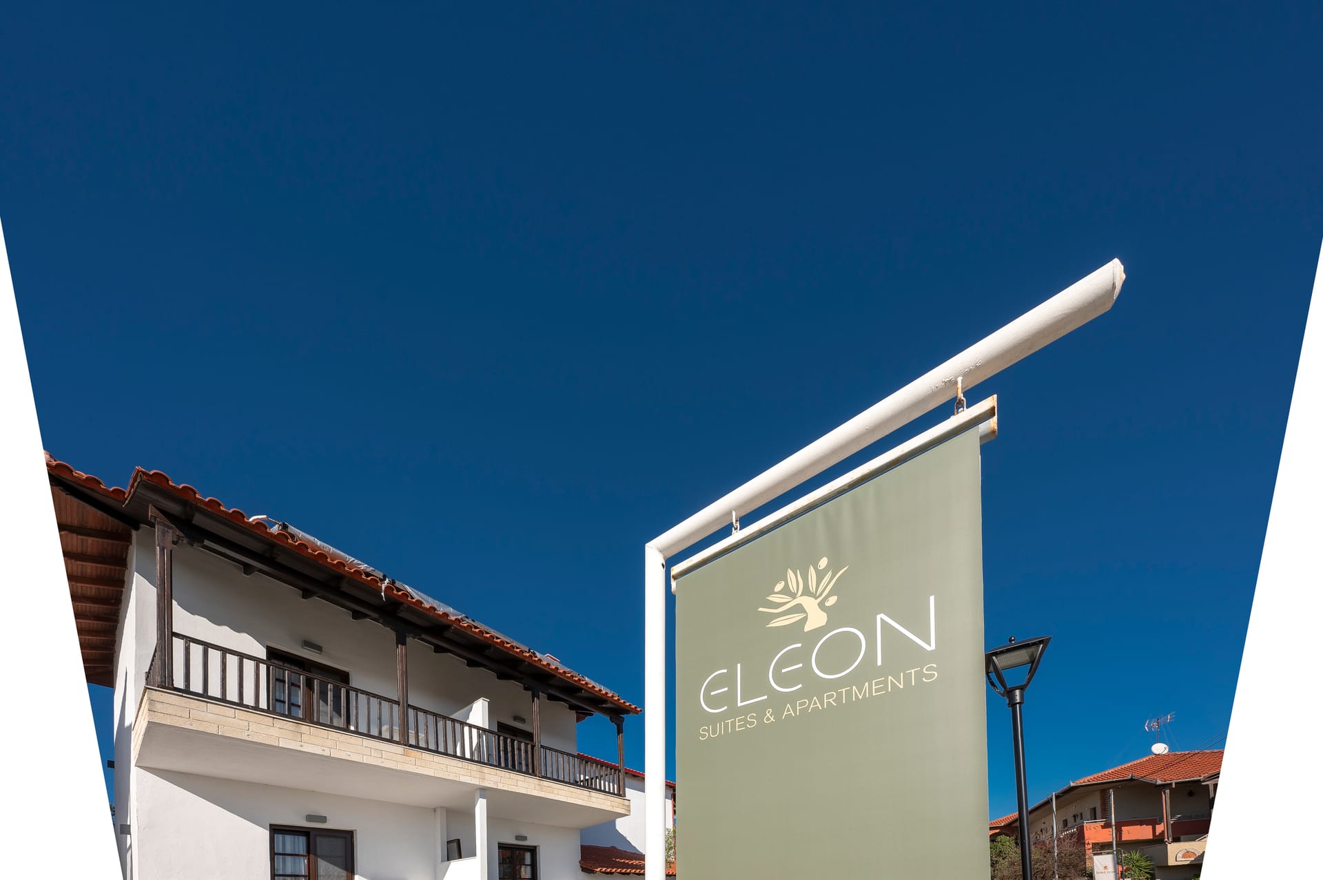 Eleon Suites & Apartments Halkidiki