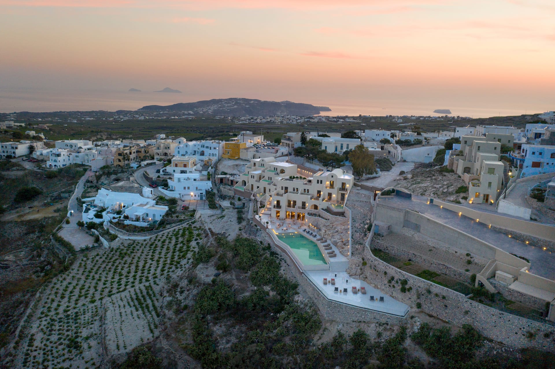 Elessa Hotel