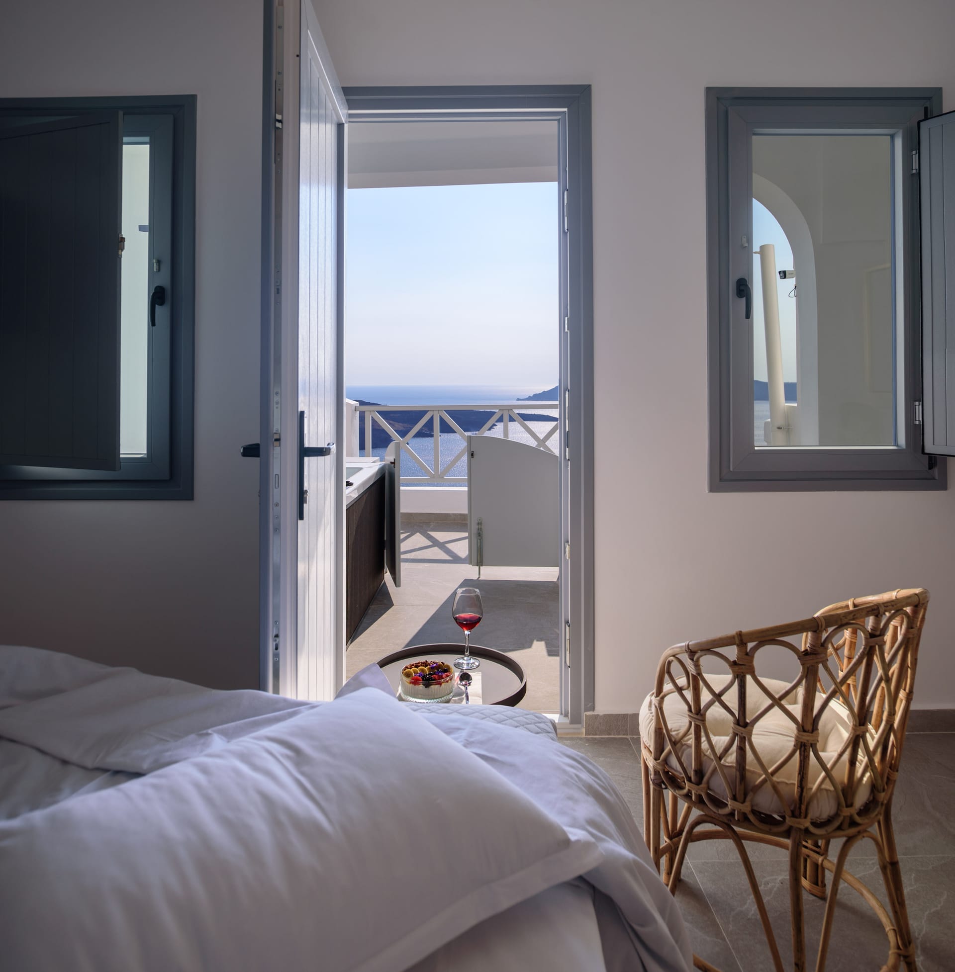 Elia Caldera Suites