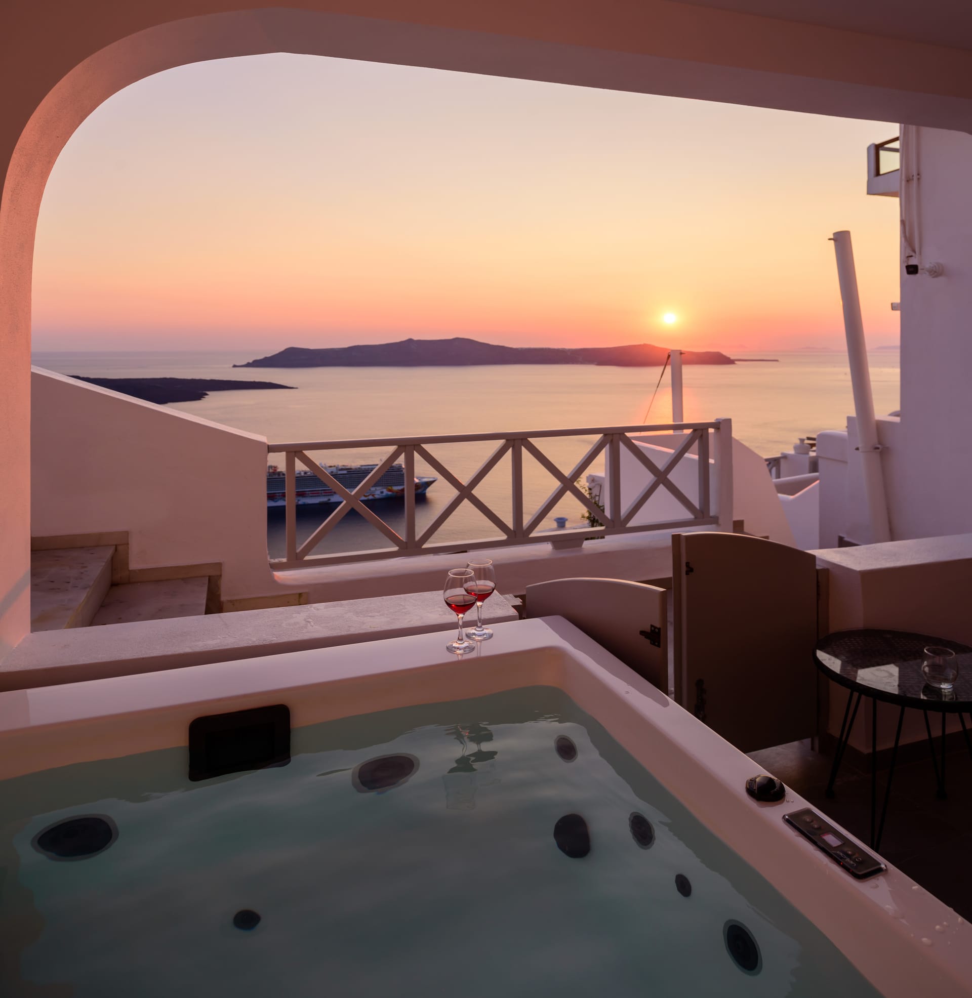 Elia Caldera Suites