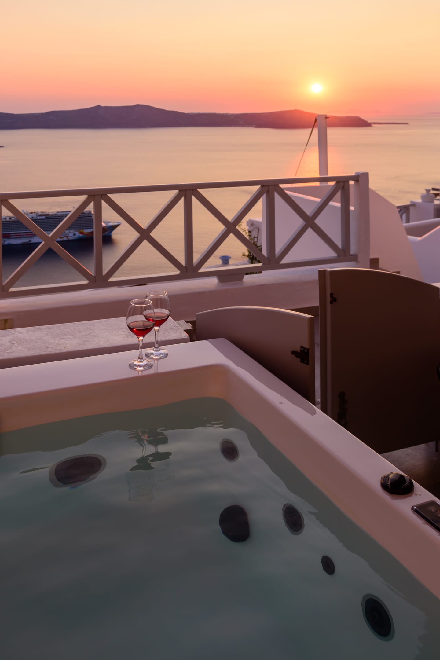 Elia Caldera Suites