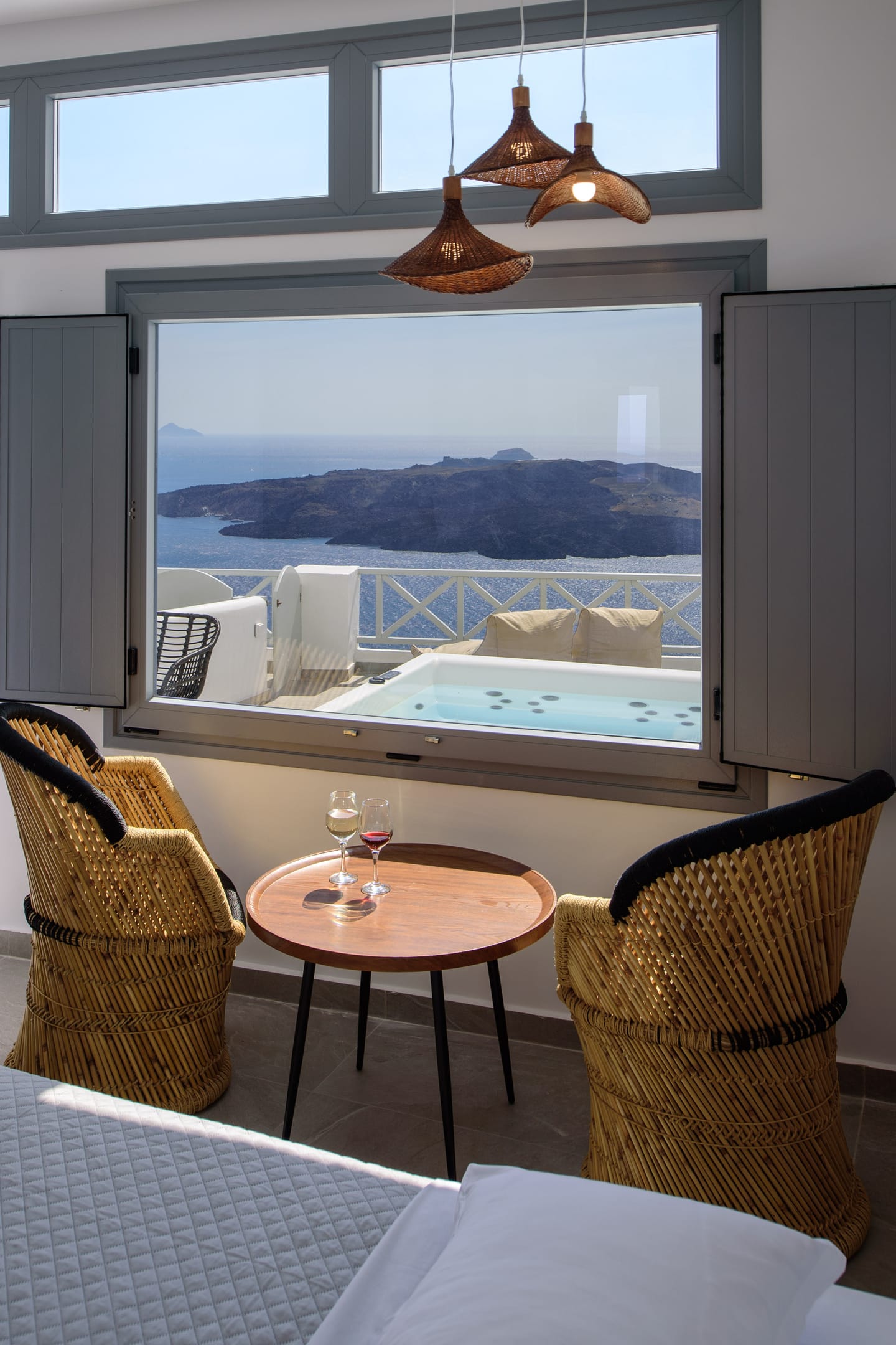Elia Caldera Suites
