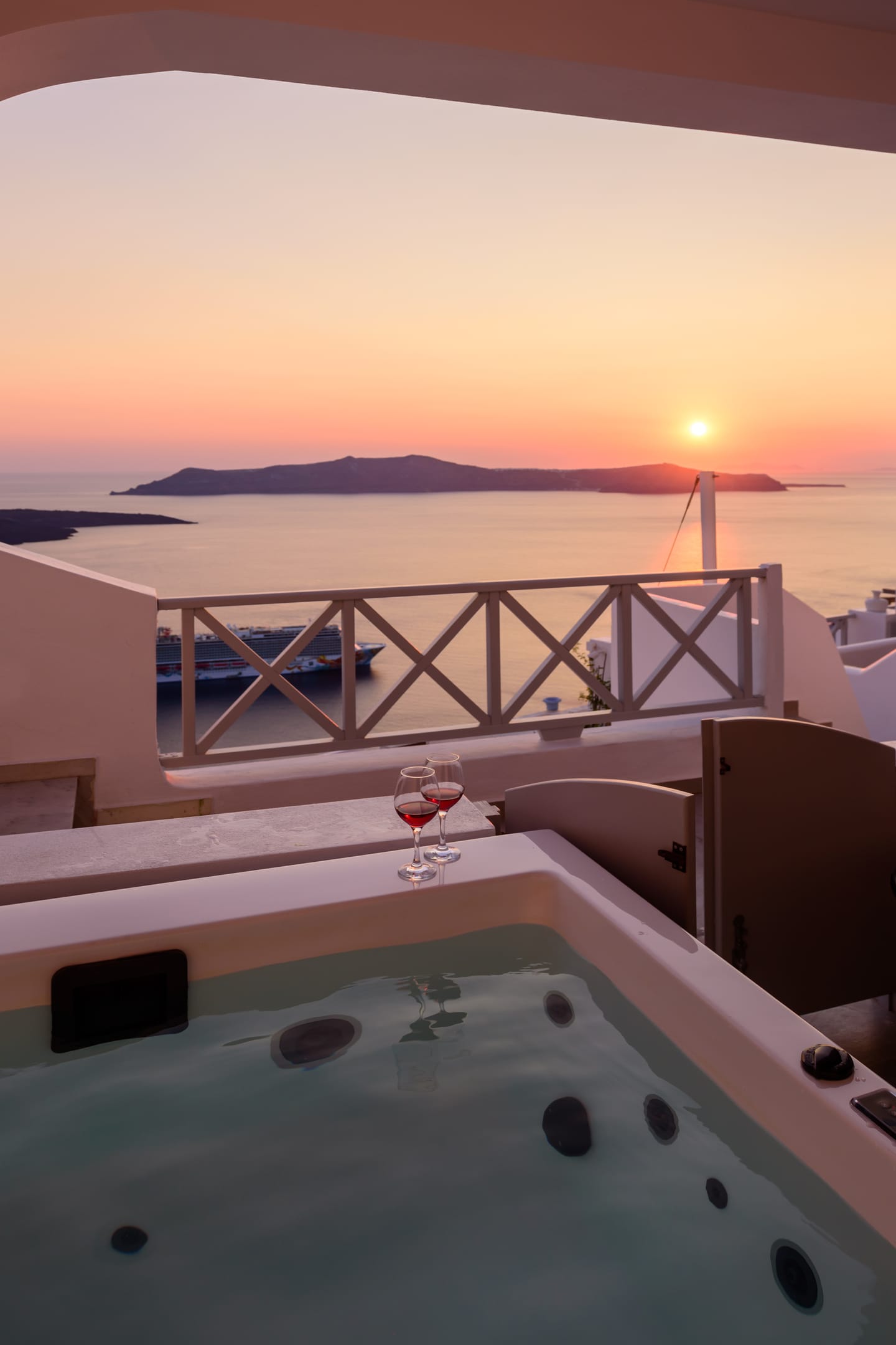 Elia Caldera Suites
