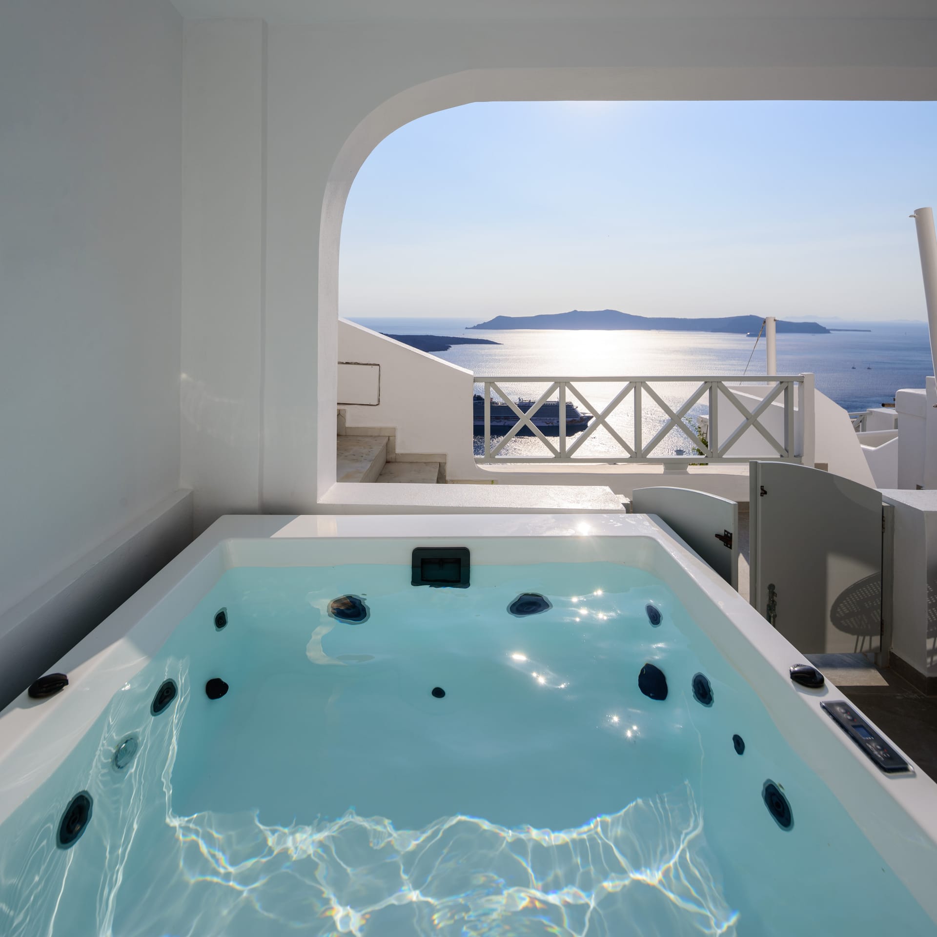 Elia Caldera Suites