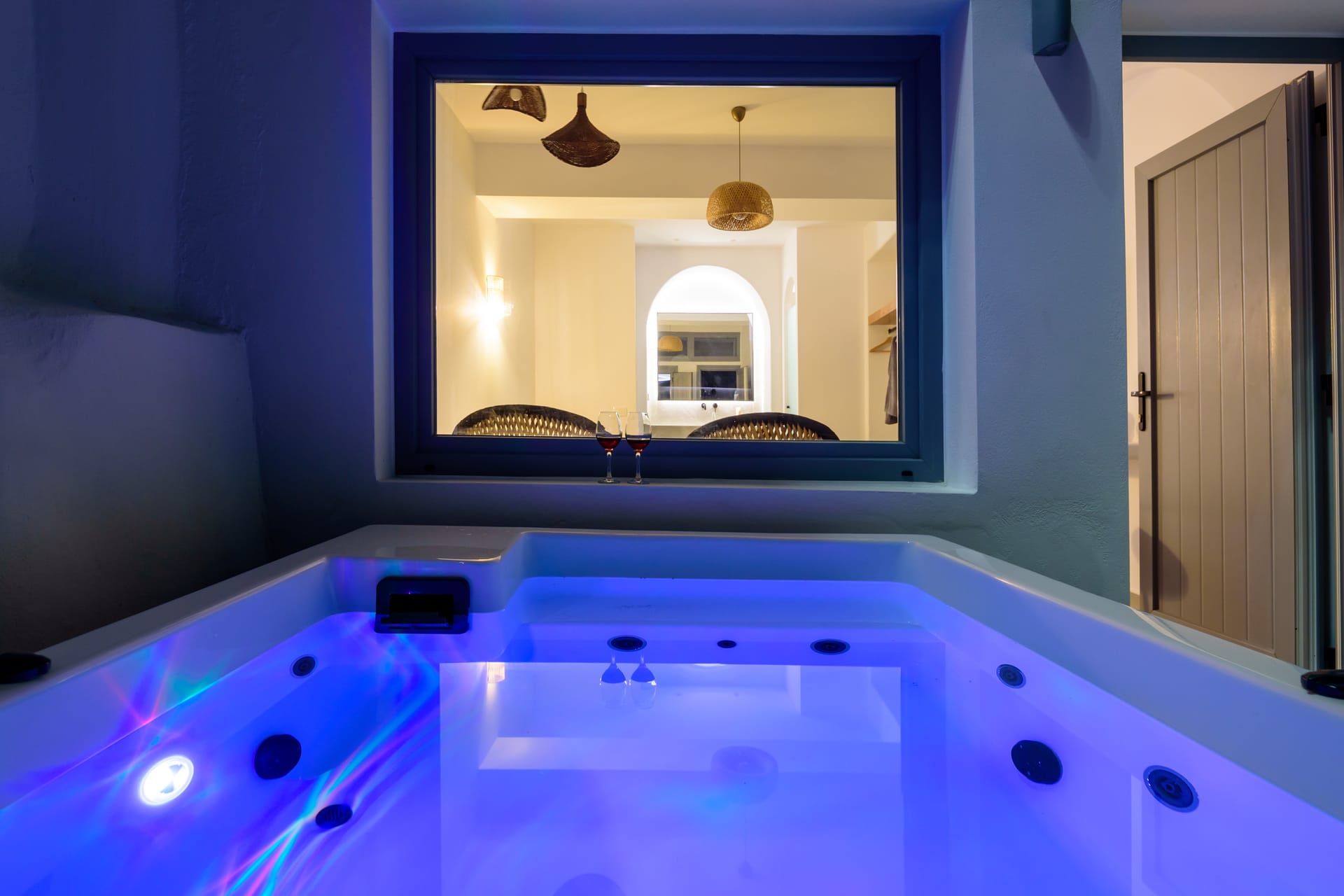 Elia Caldera Suites