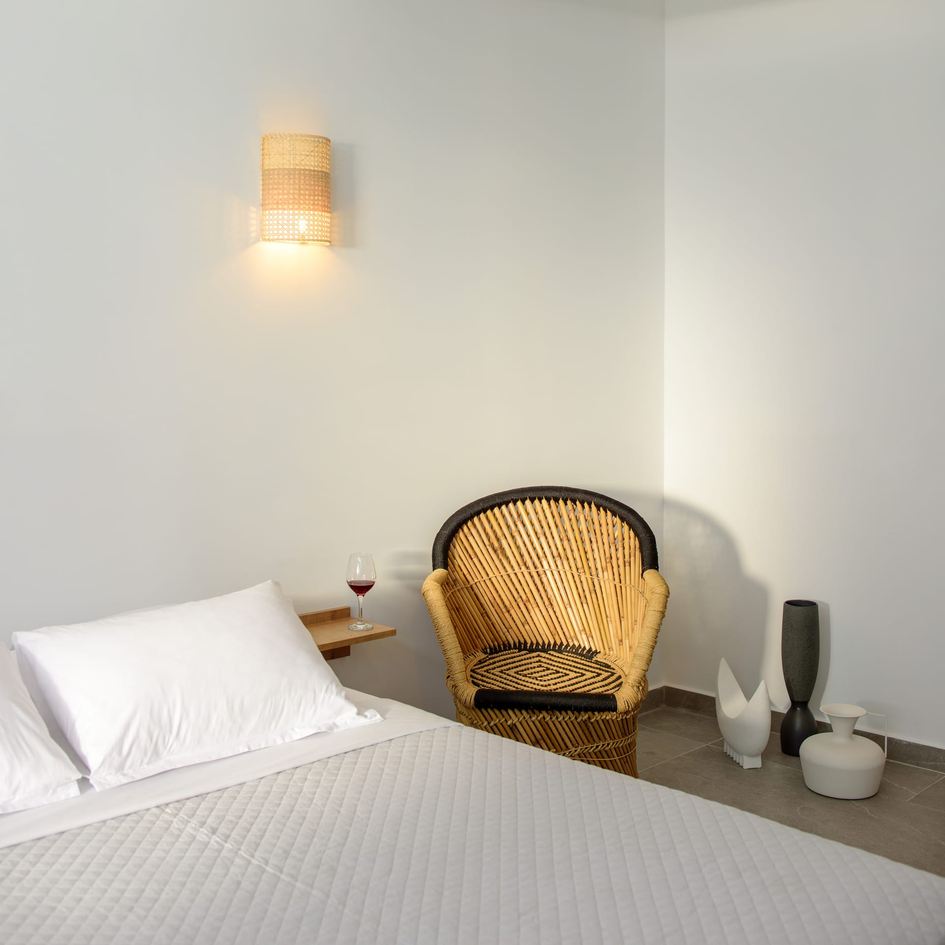 Elia Caldera Suites
