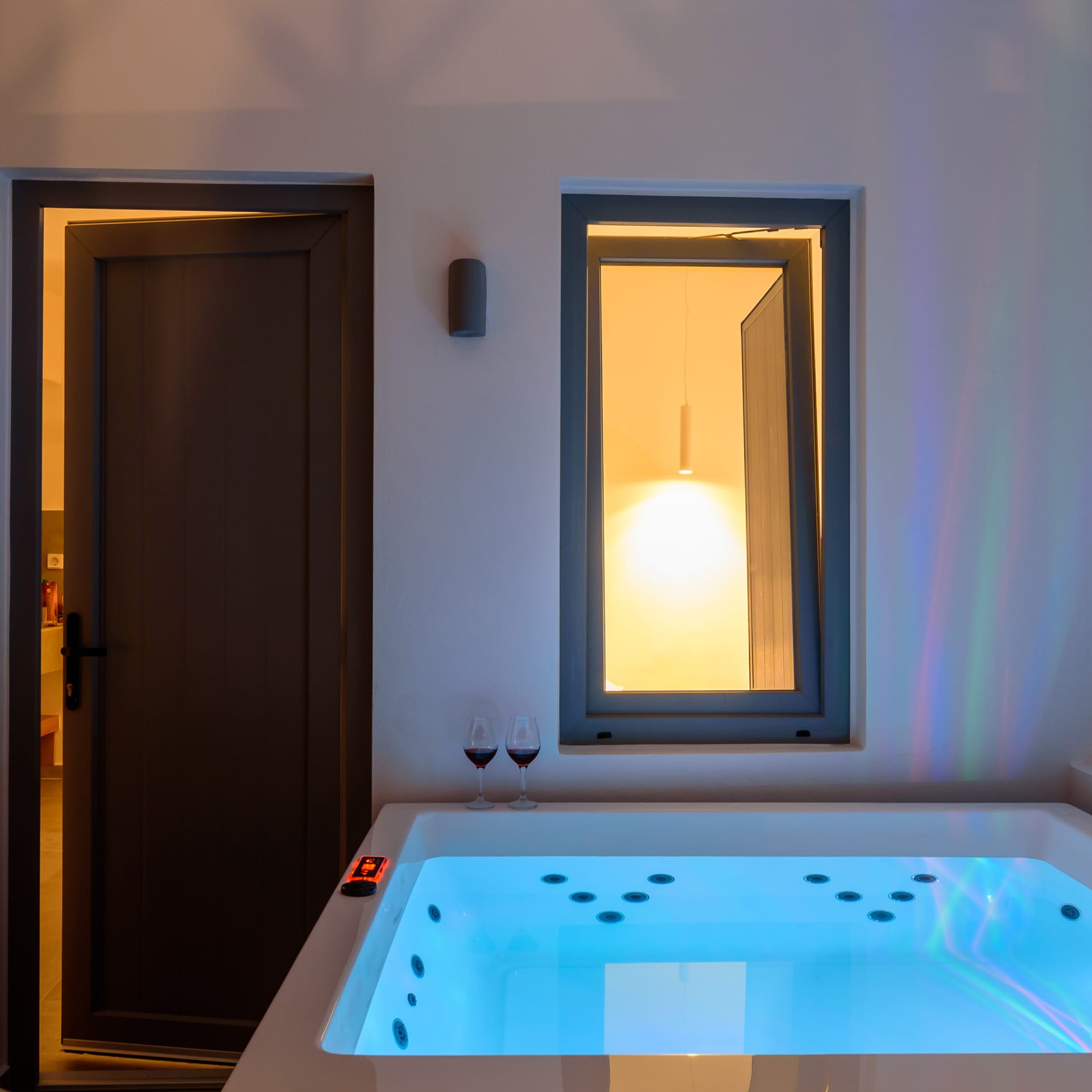 Elia Caldera Suites
