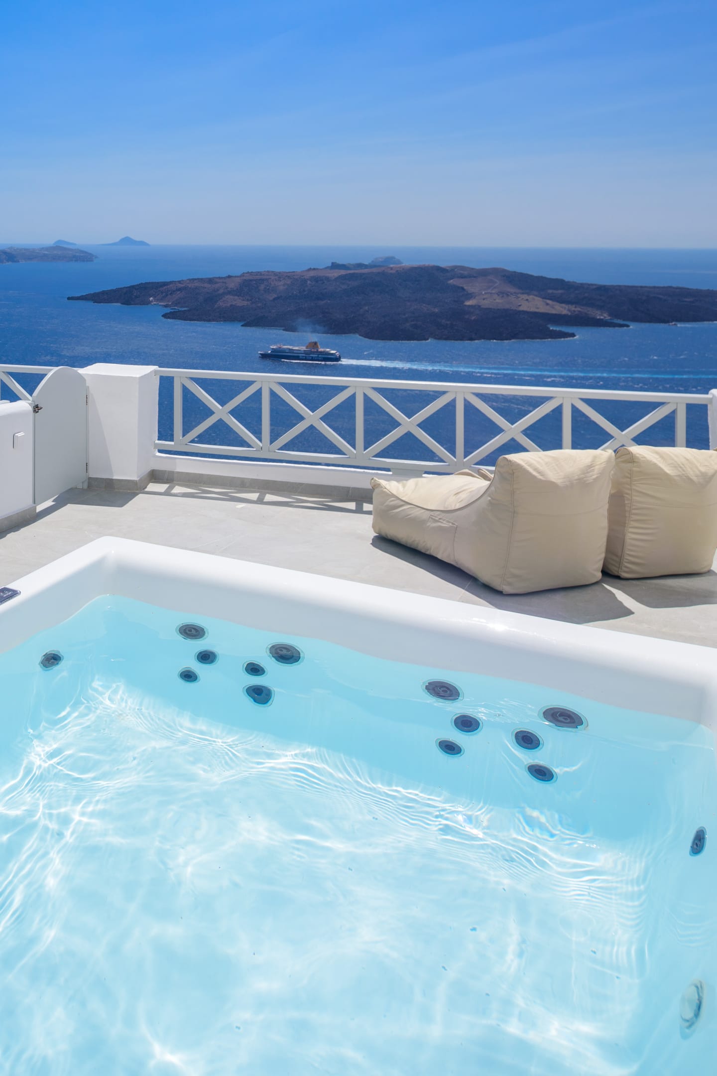 Elia Caldera Suites