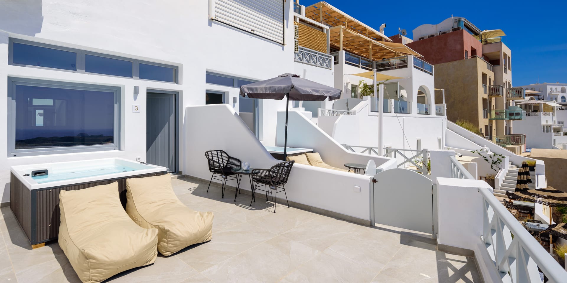 Elia Caldera Suites