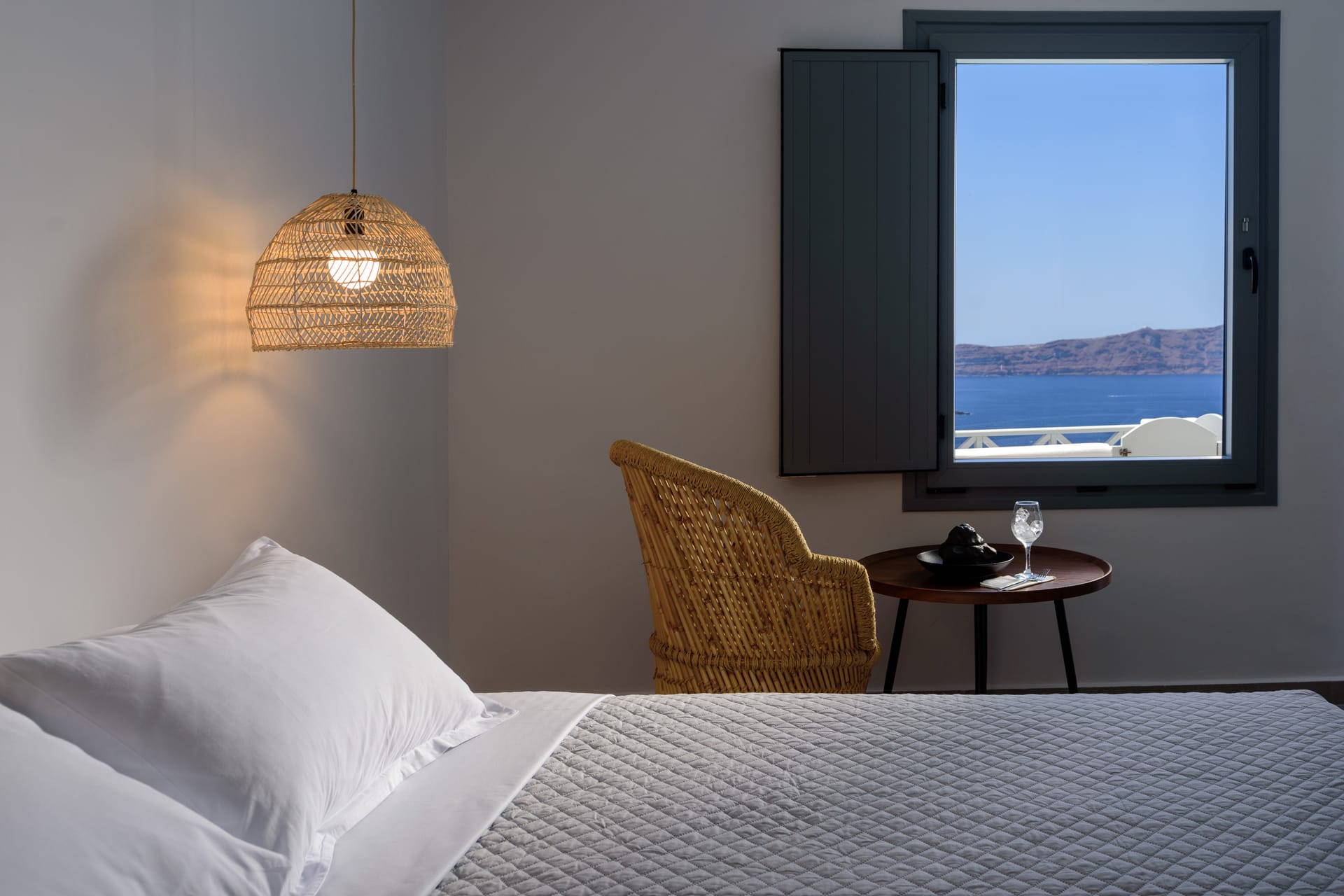 Elia Caldera Suites