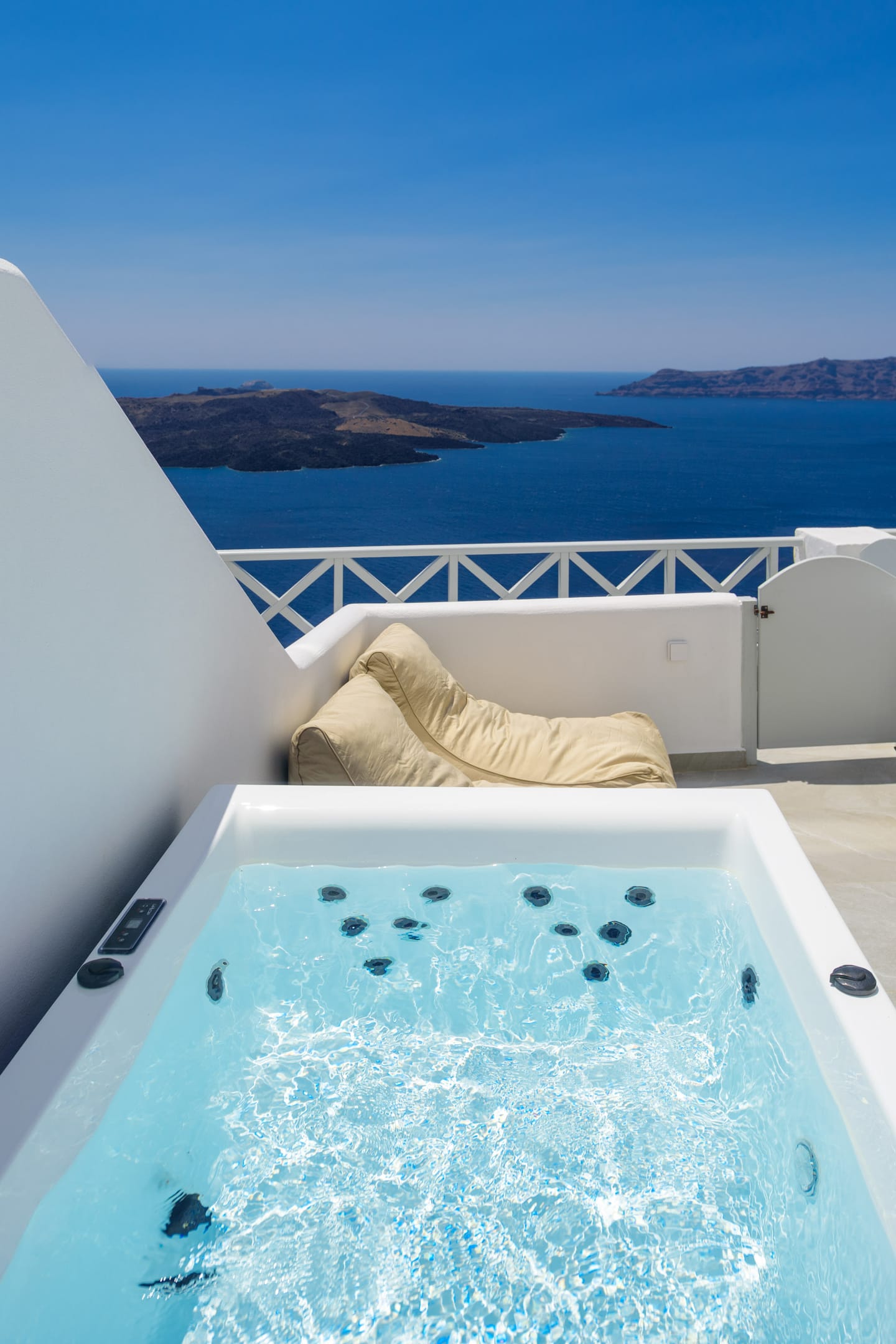 Elia Caldera Suites