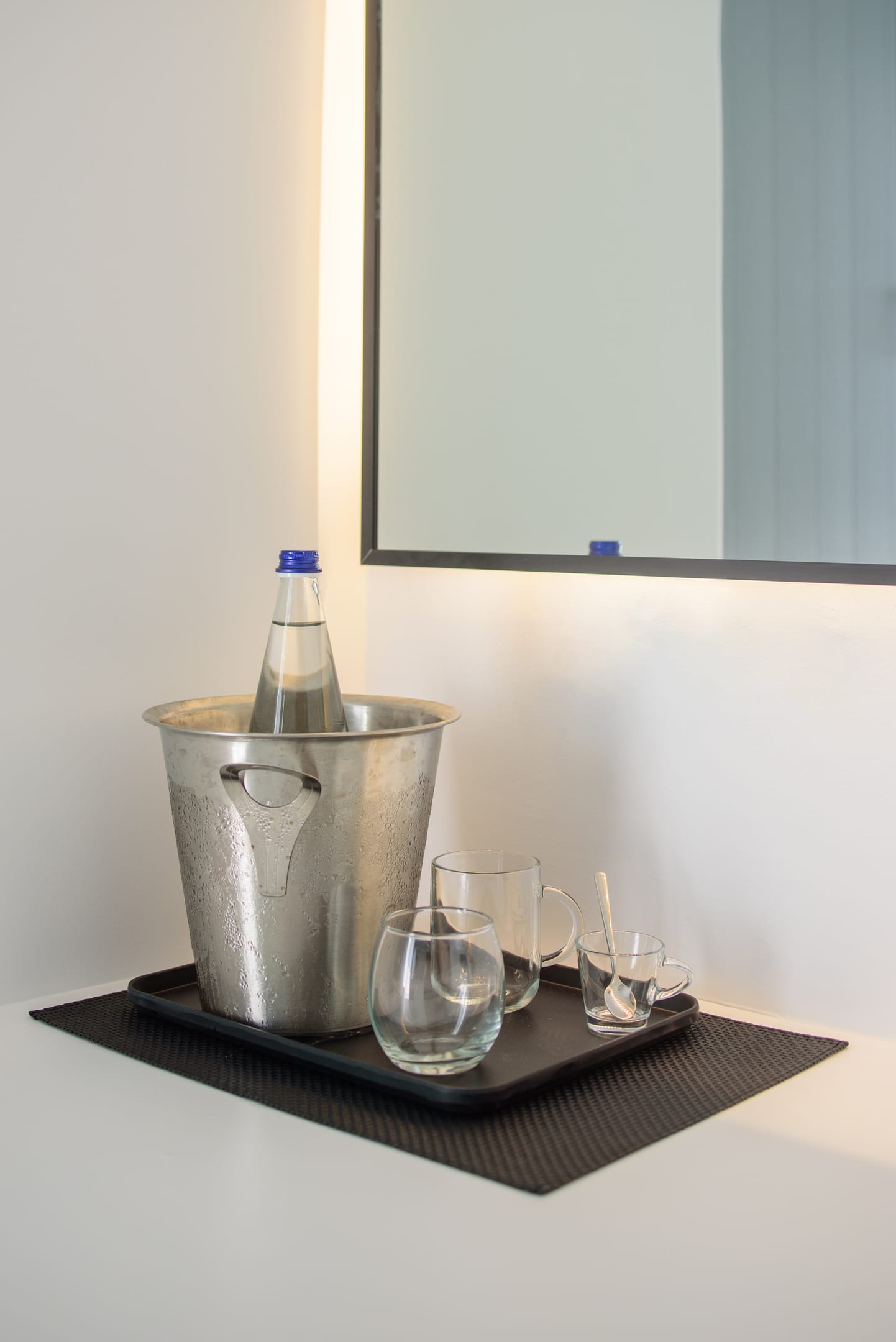 Elia Caldera Suites