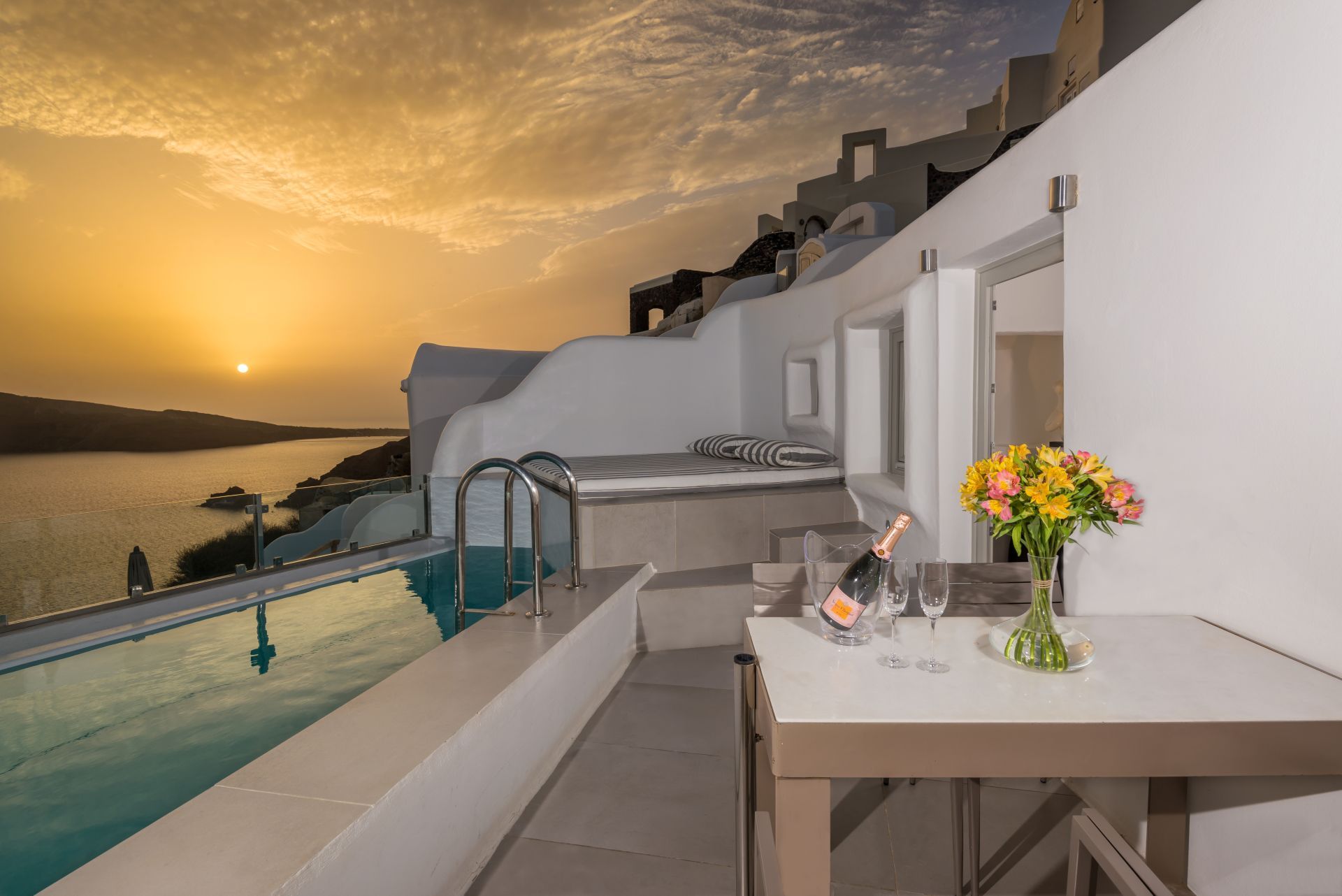 Elite Suites Oia