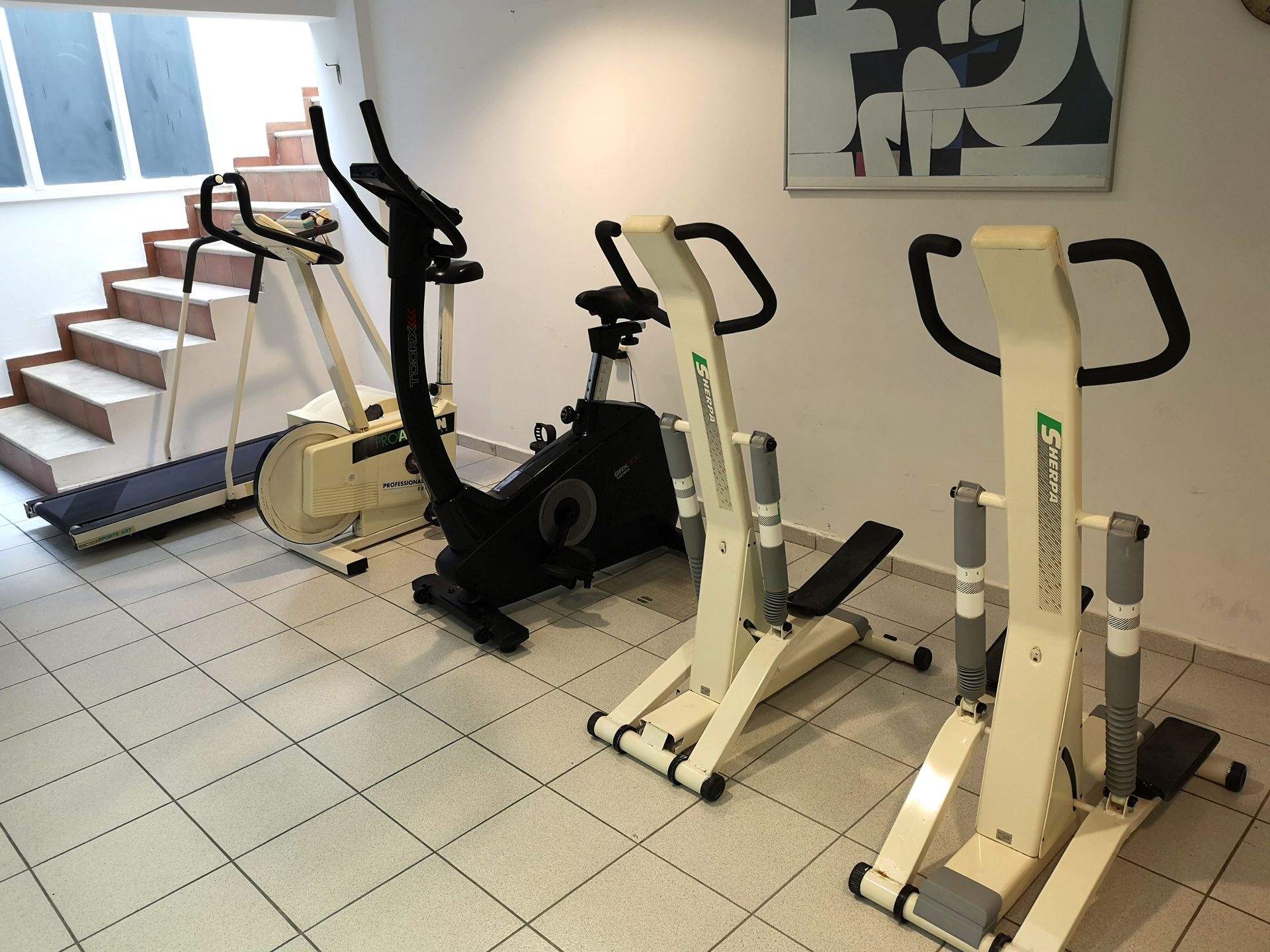Elmi Suites
