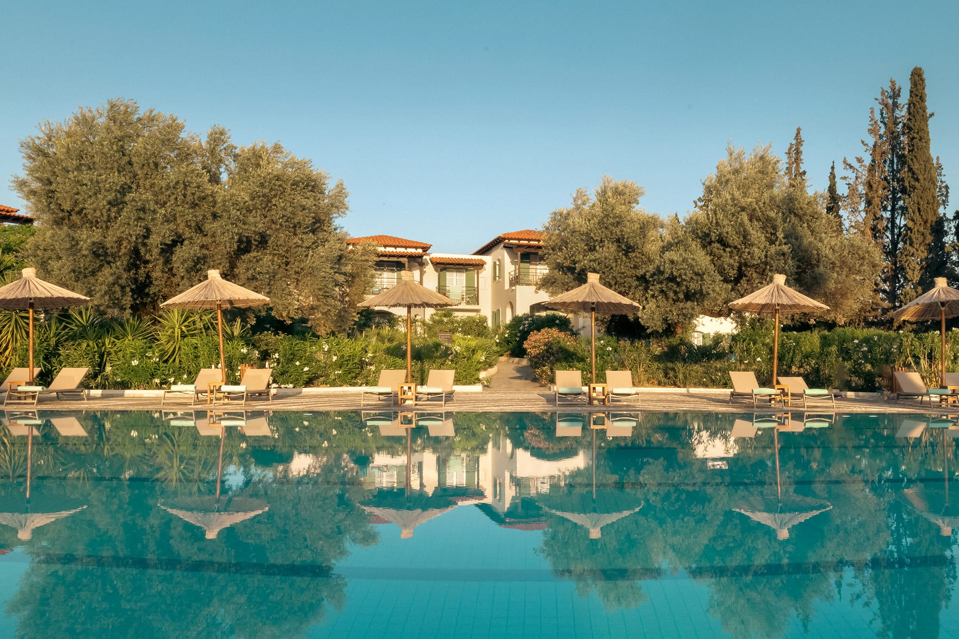 Zeus Eretria Resort