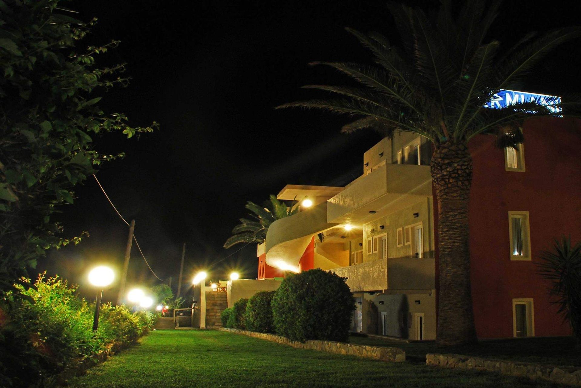 OLD – Ermioni Hotel Crete