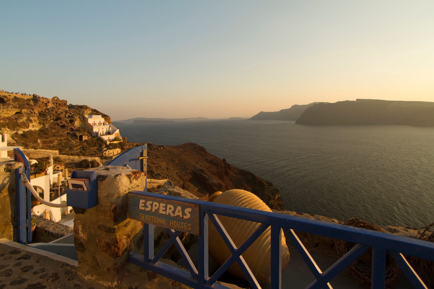 Esperas Oia Santorini