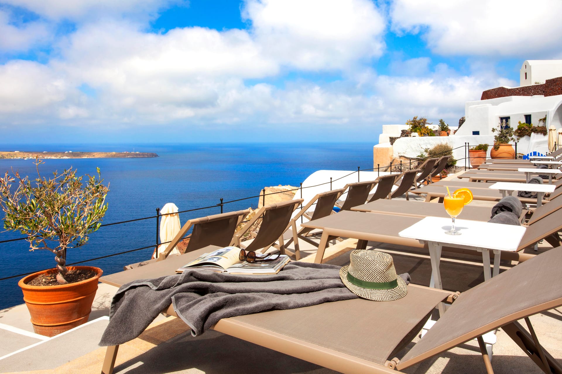 Esperas Oia Santorini
