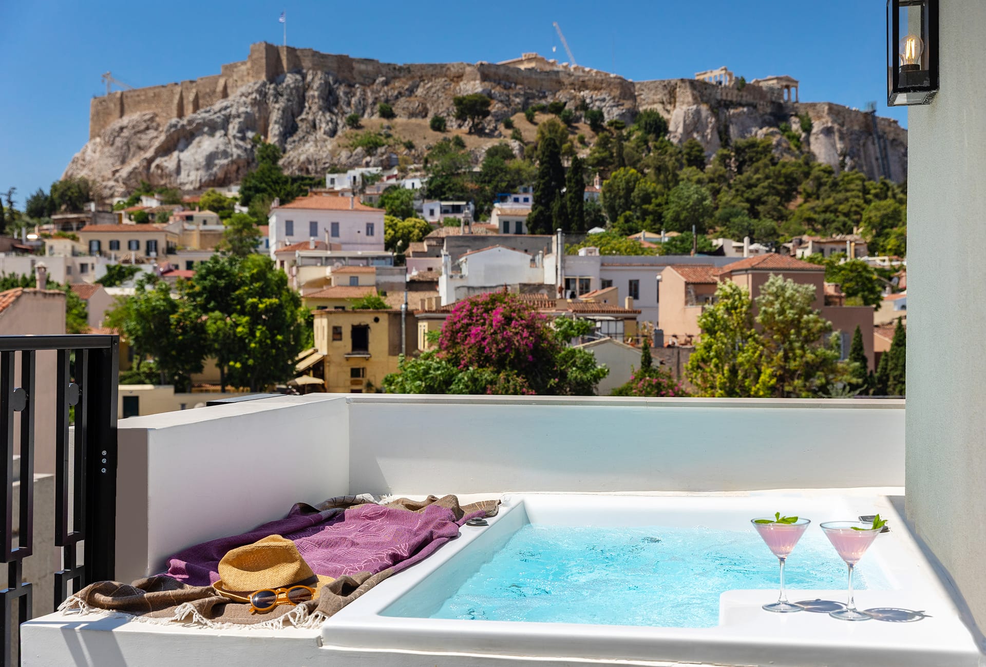 Esse Athens