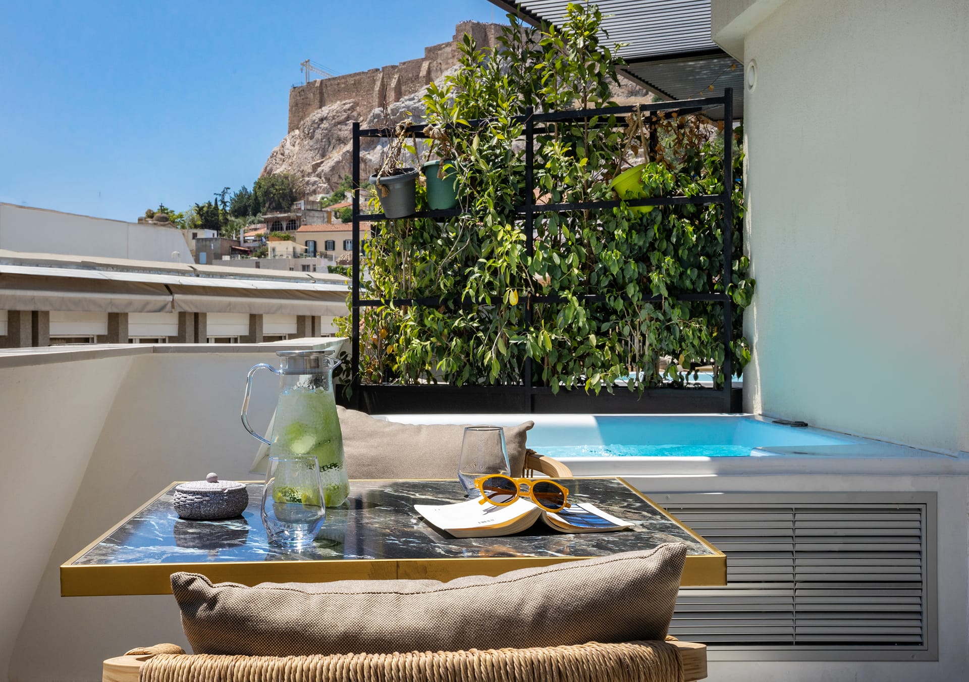 Esse Athens