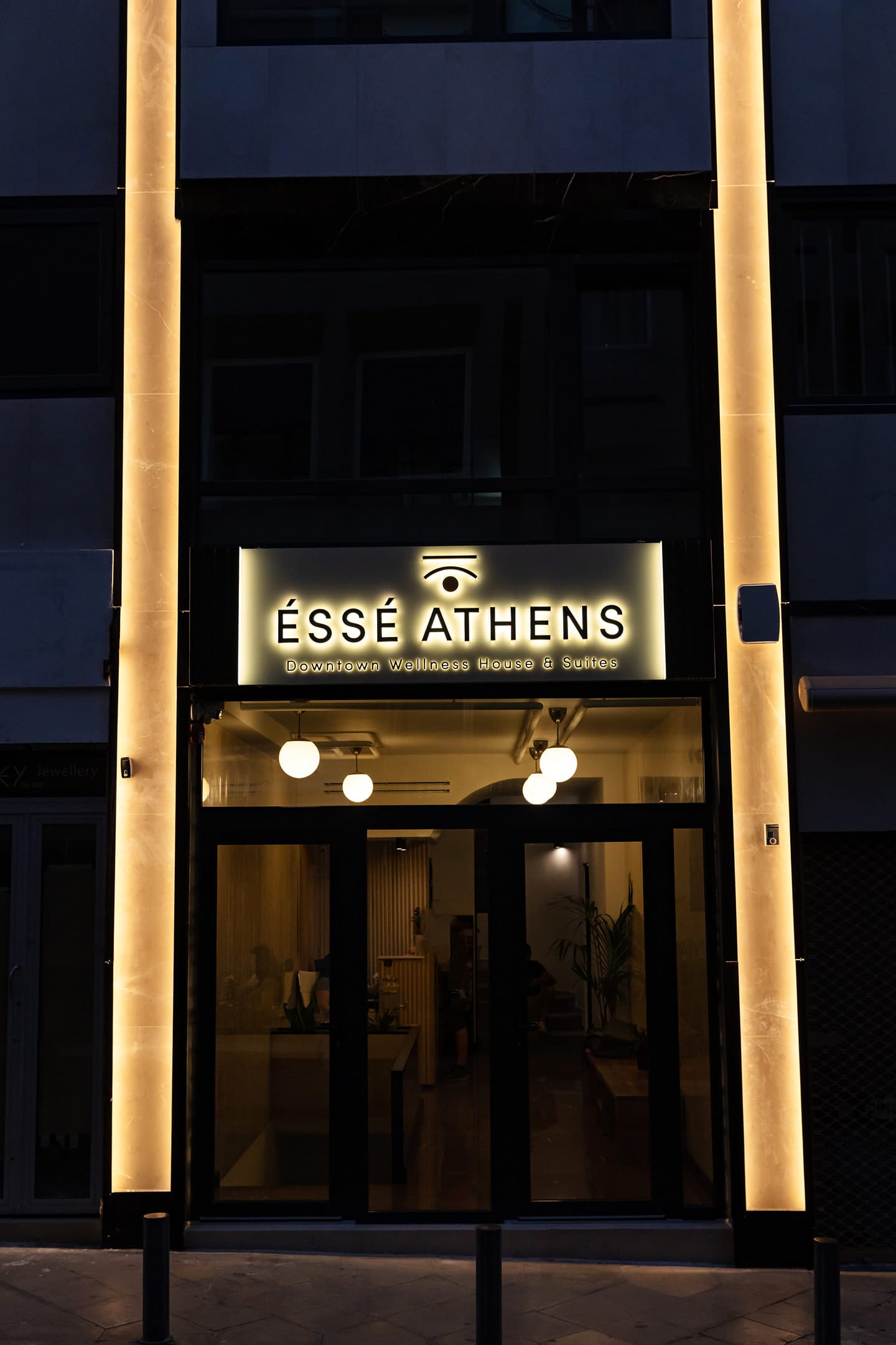 Esse Athens