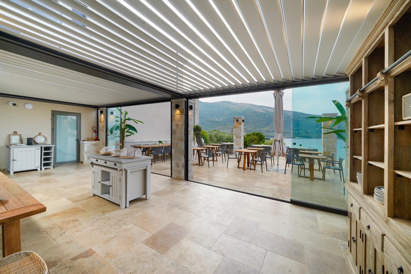 Essentia Luxury