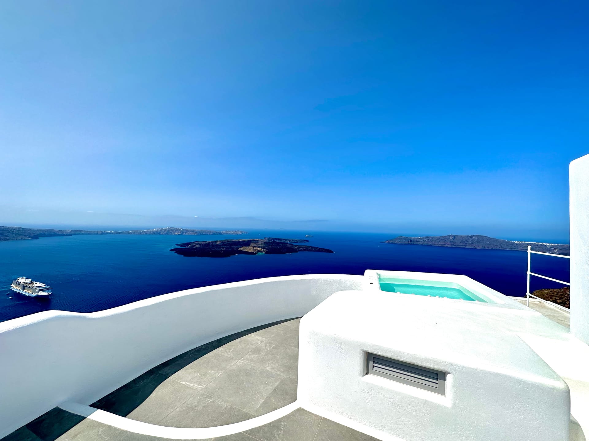 Eteoro Suites
