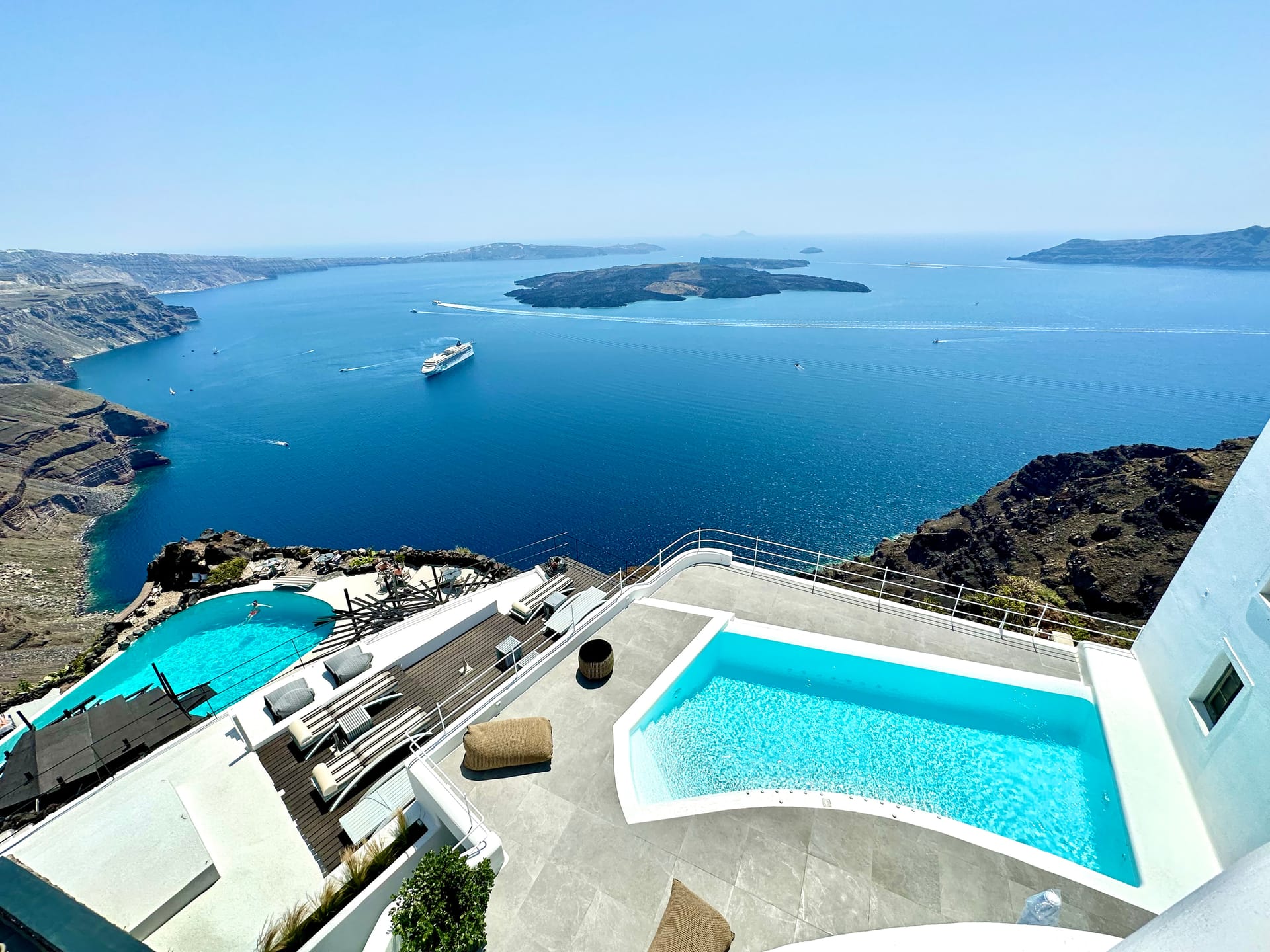 Eteoro Suites