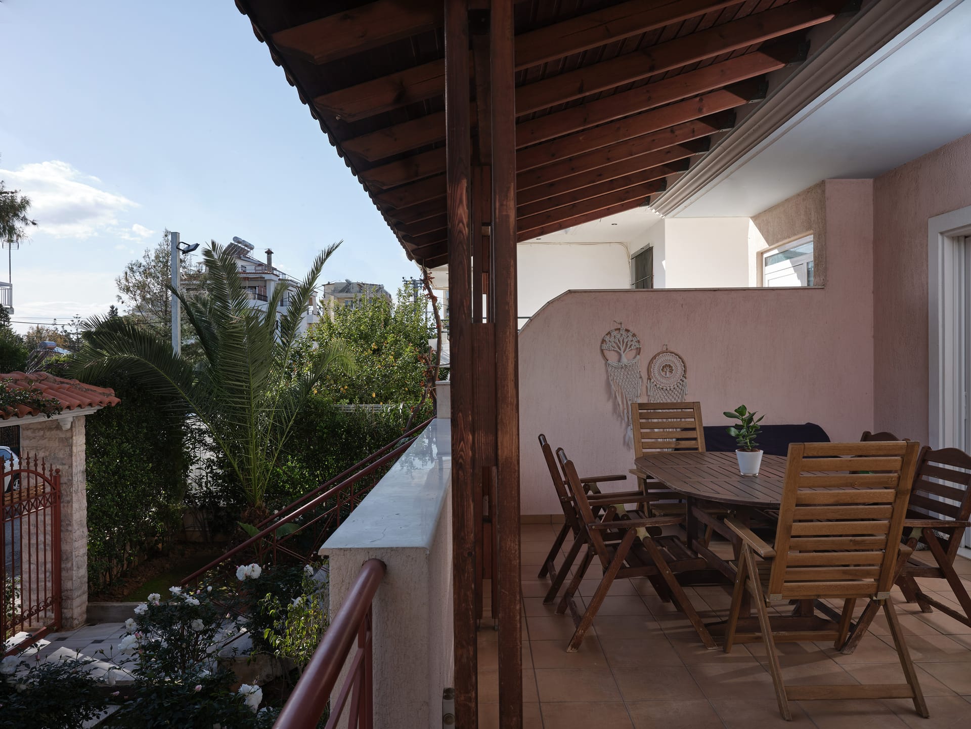 Evi’s Voula Home