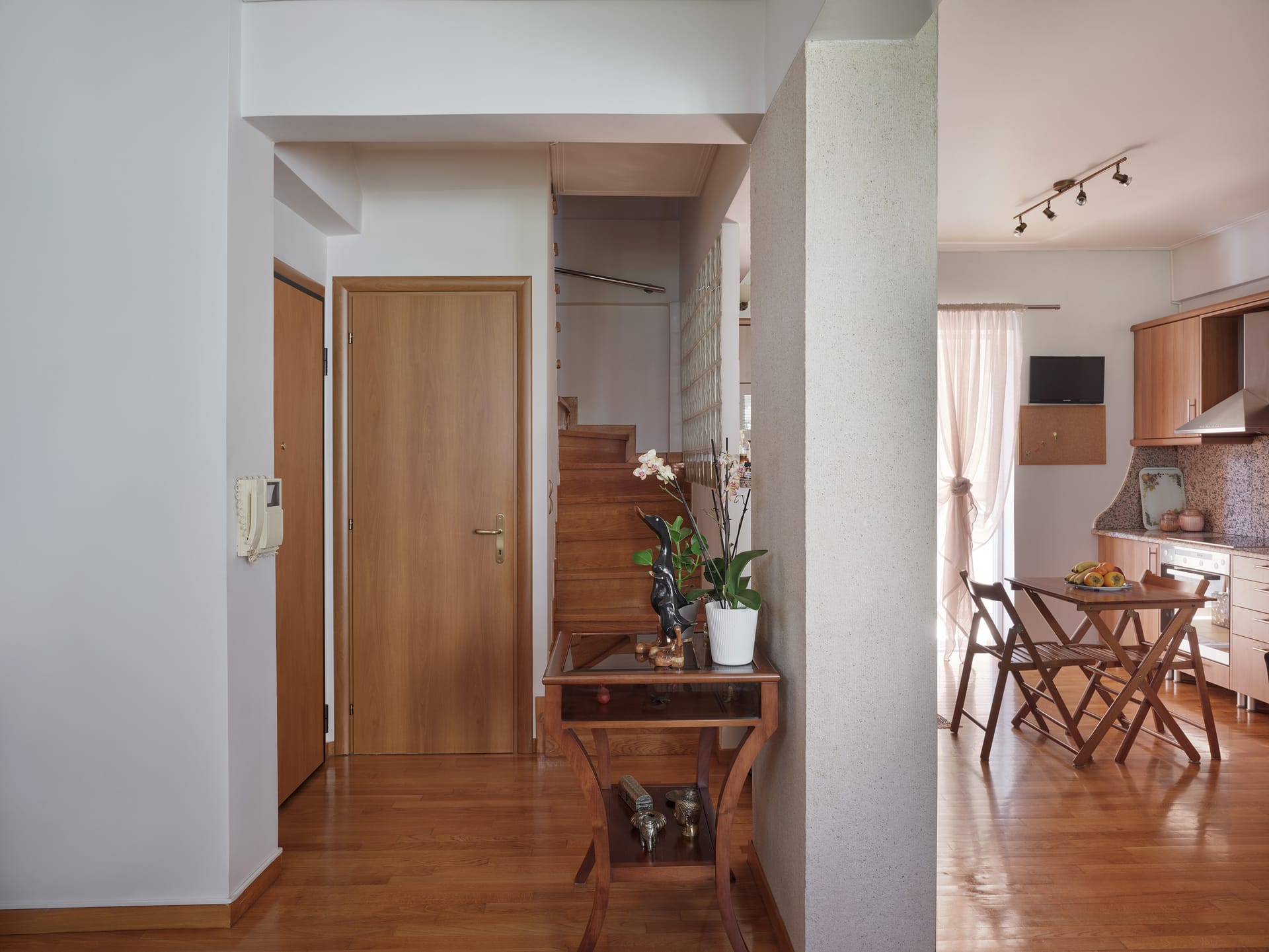 Evi’s Voula Home