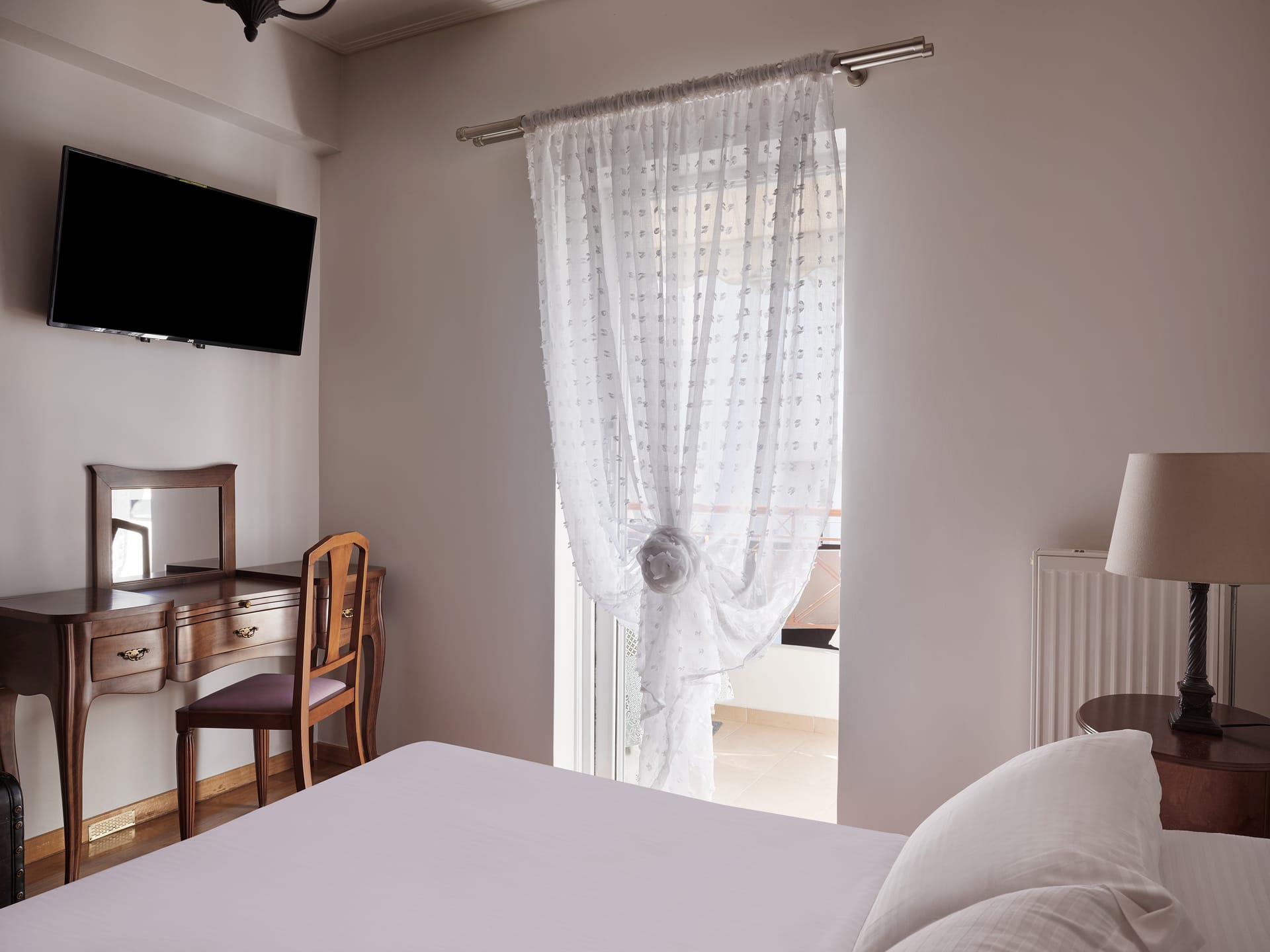 Evi’s Voula Home