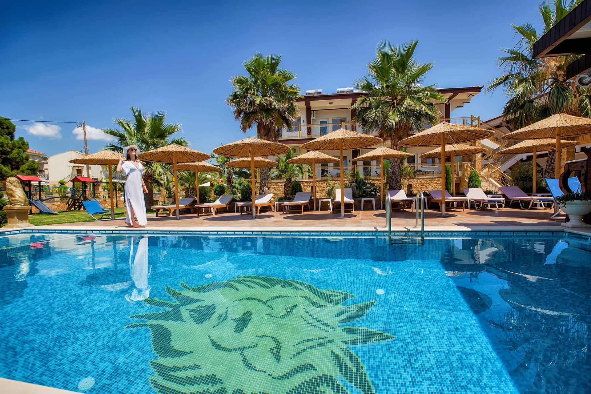 Evlogia Hotel Seafront and Annex by Greek Pride