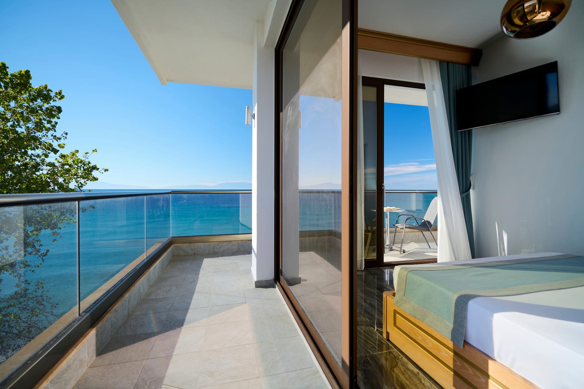 Evlogia Hotel Seafront and Annex by Greek Pride