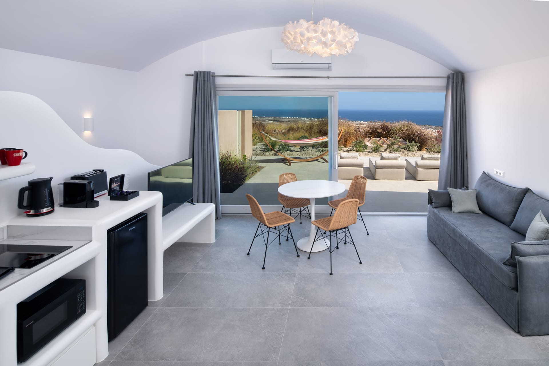 Felicity Cave Suites