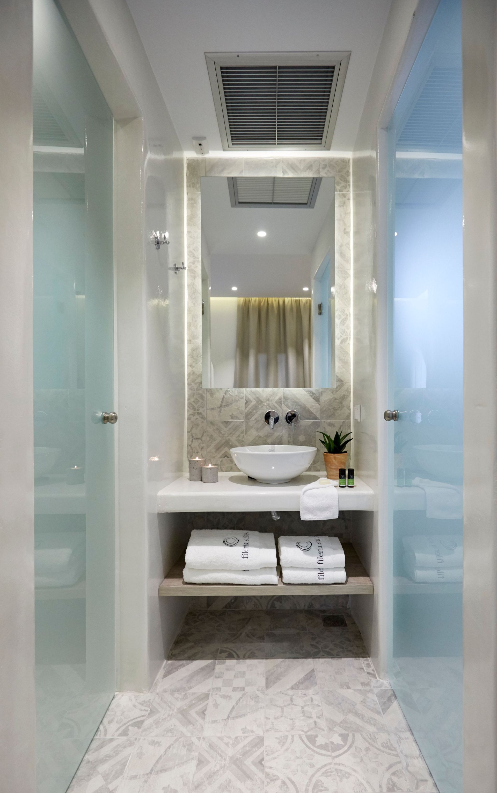 Fileria Suites Santorini