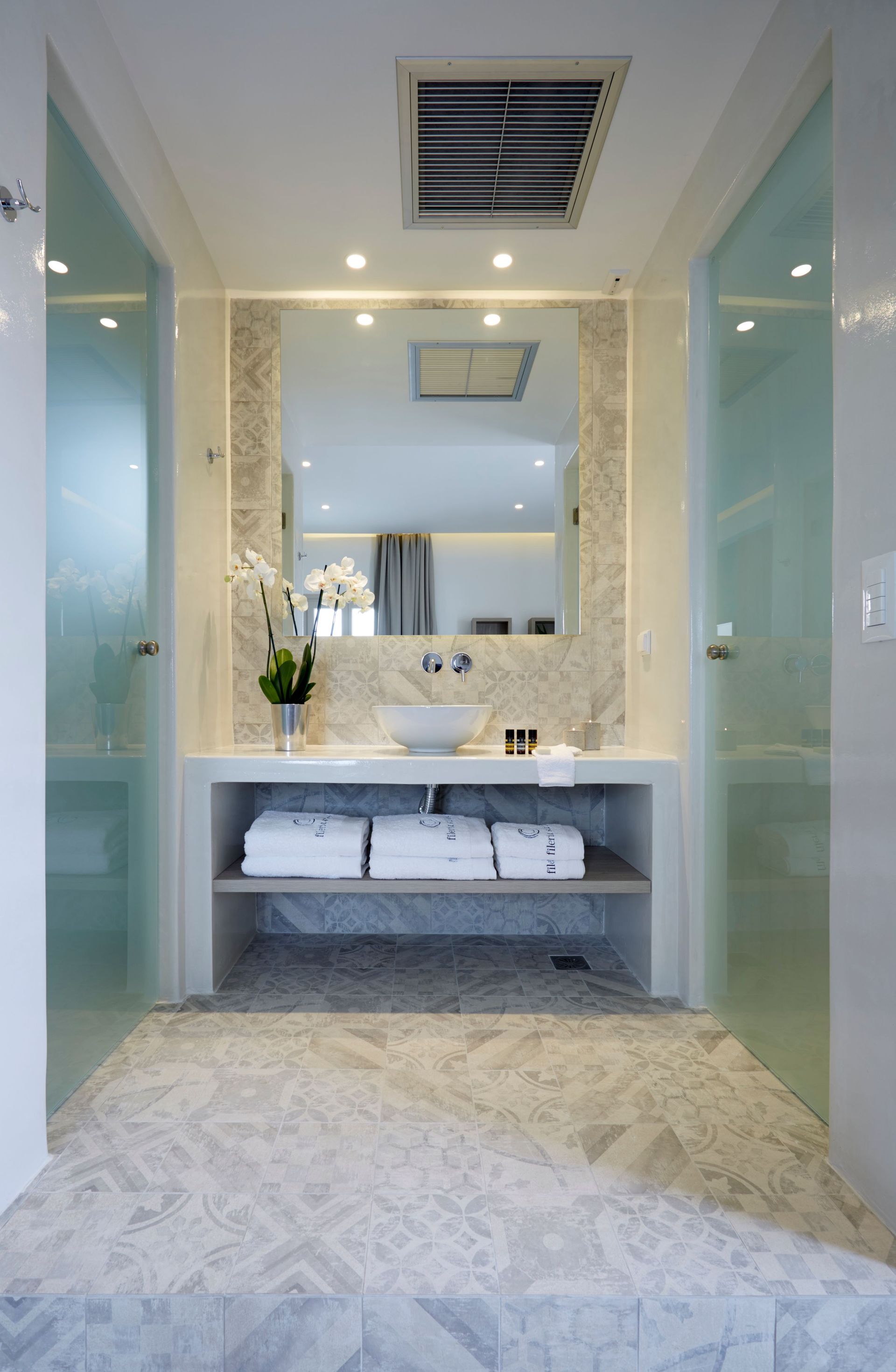 Fileria Suites Santorini