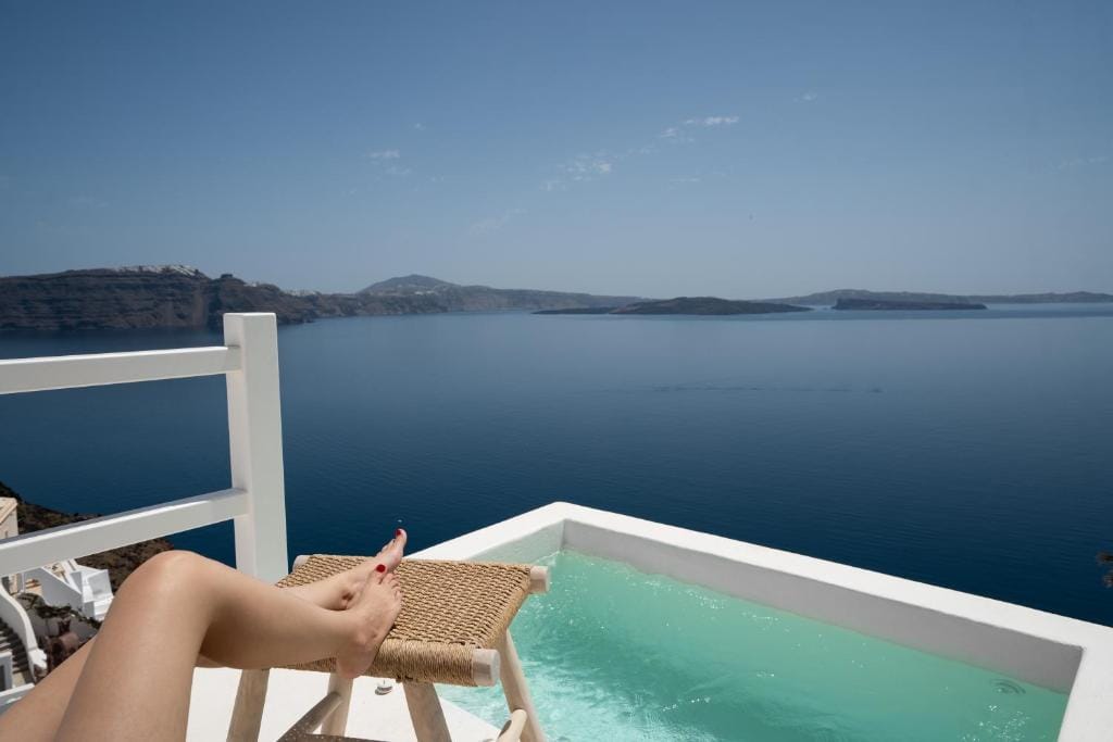 Gala Suites Oia
