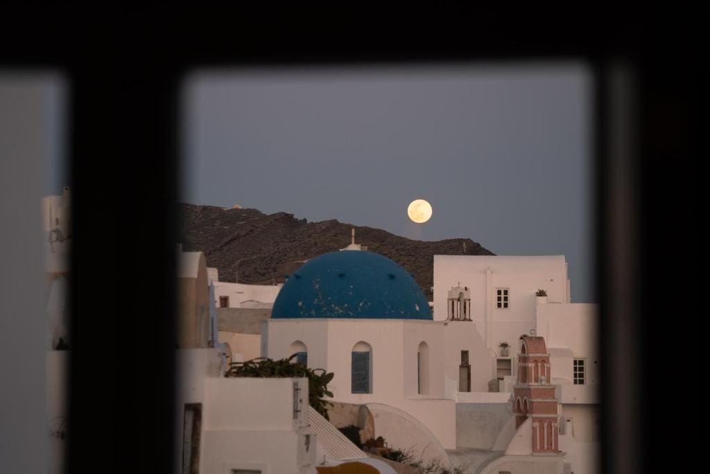 Gala Suites Oia