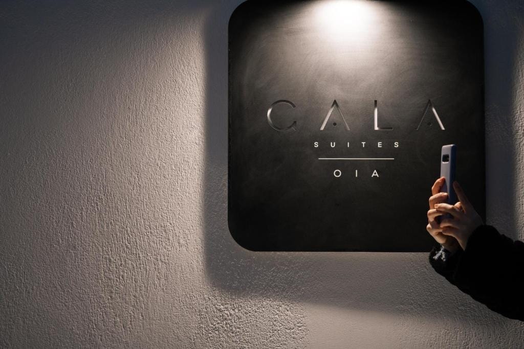 Gala Suites Oia