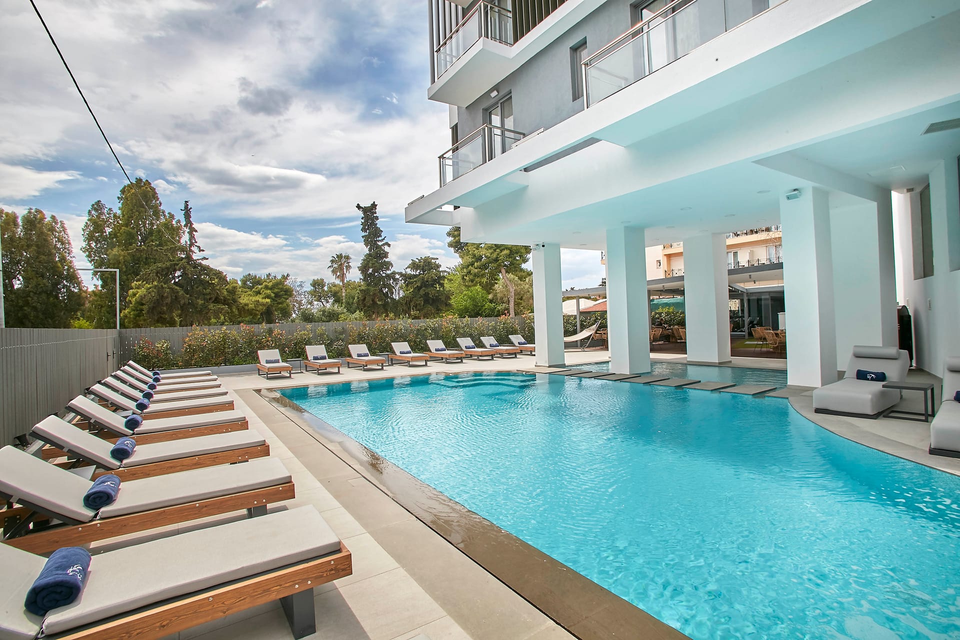 Glyfada Riviera Hotel
