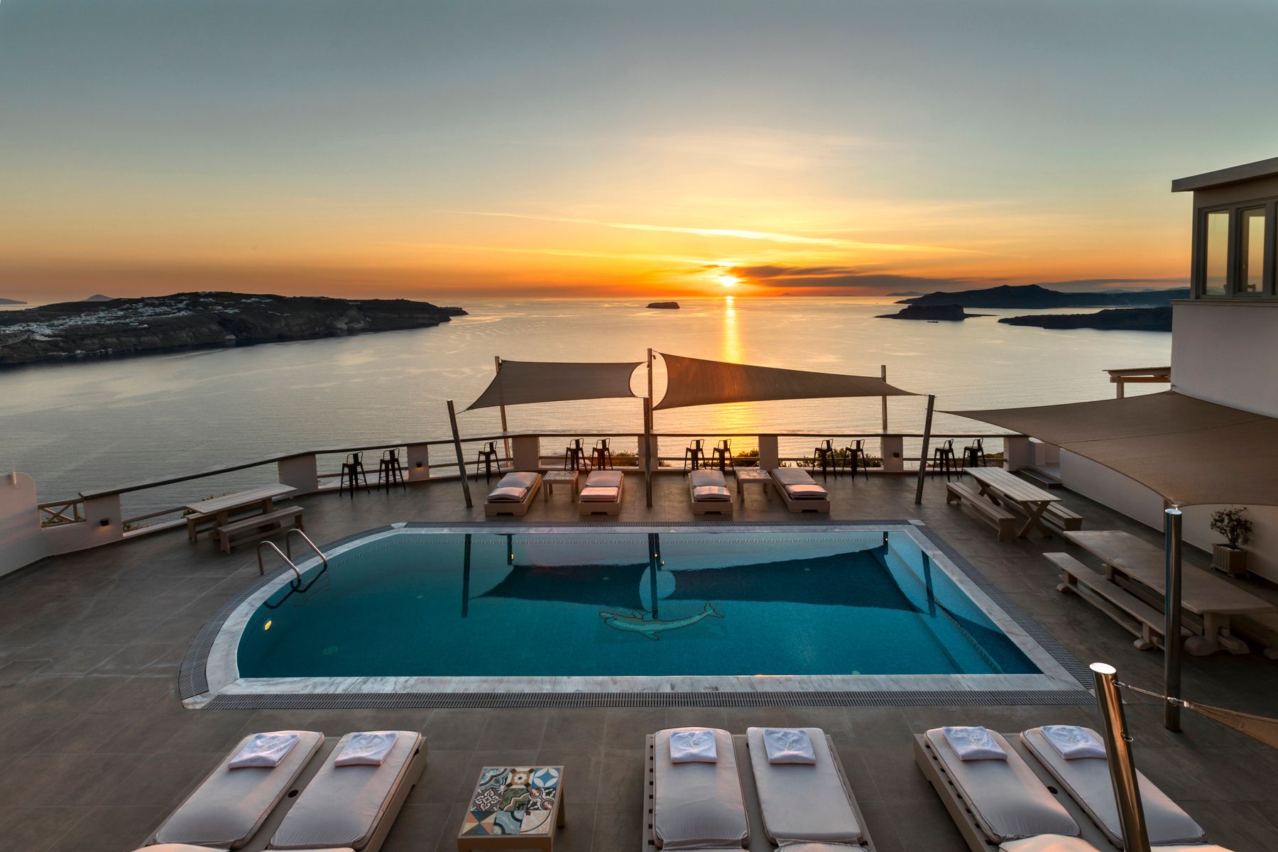 Grand View Hotel